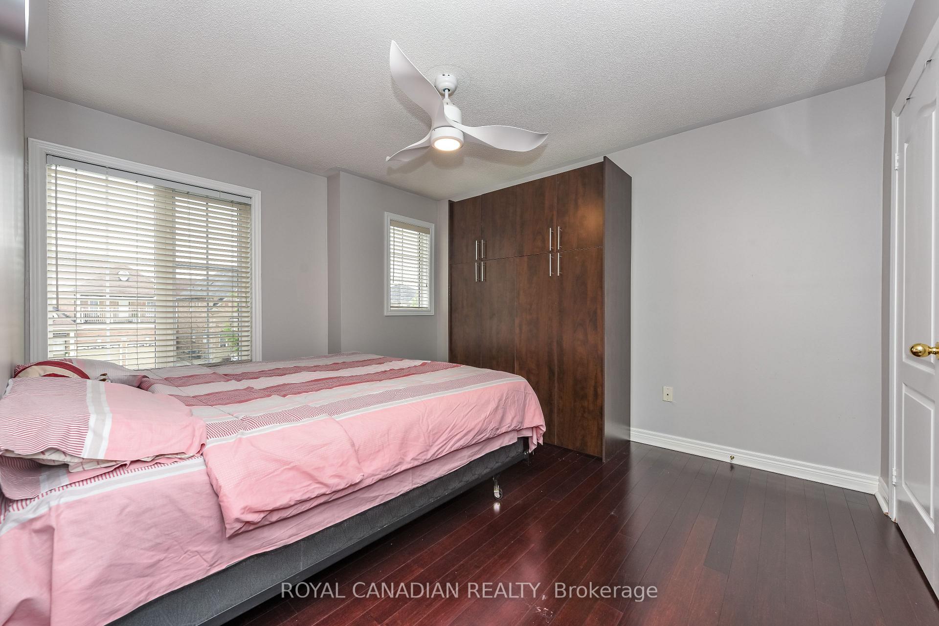 Photo 20 of 29 Dewside Drive, Brampton, Sandringham-Wellington — HOMEH