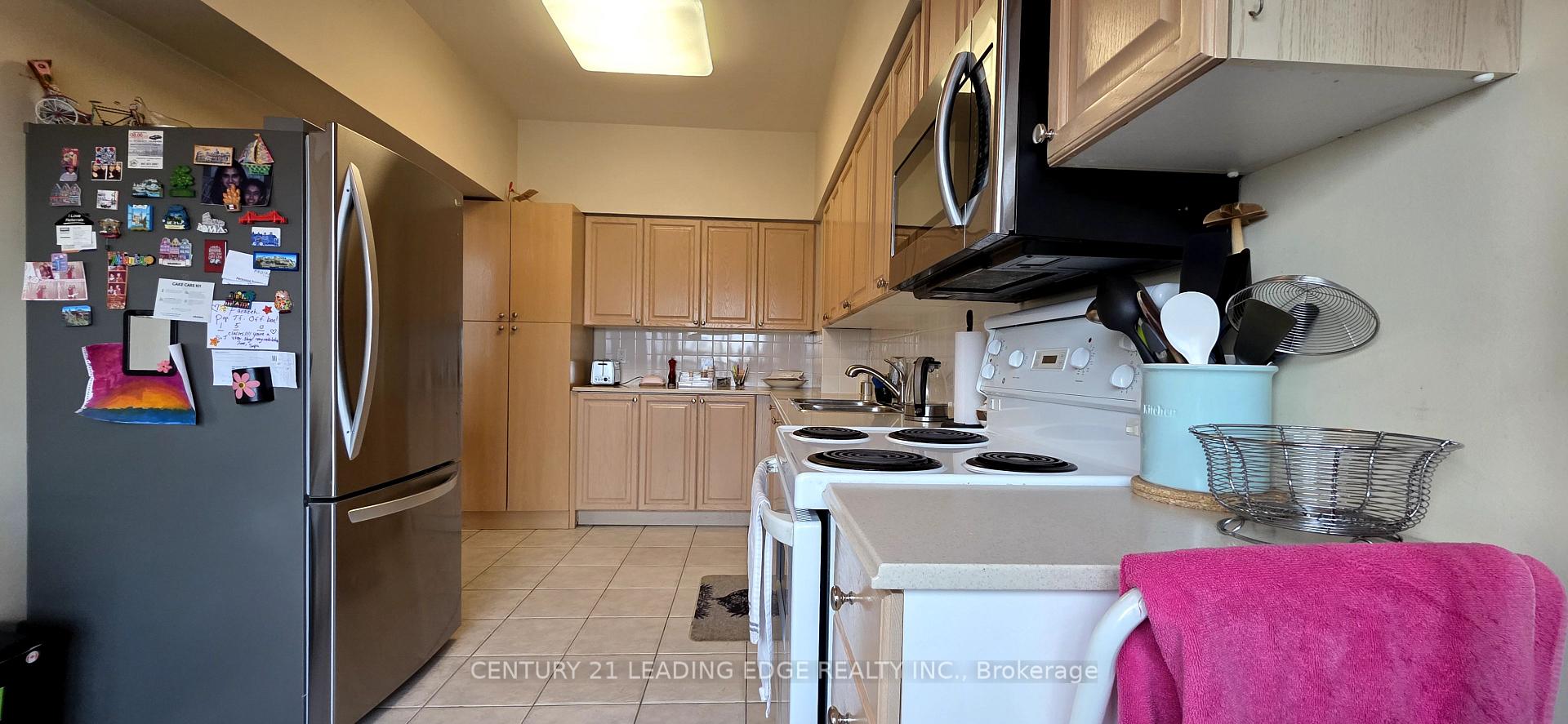 Photo 15 of Unit Ph203, 33 Empress Avenue, North York, Willowdale East — HOMEH