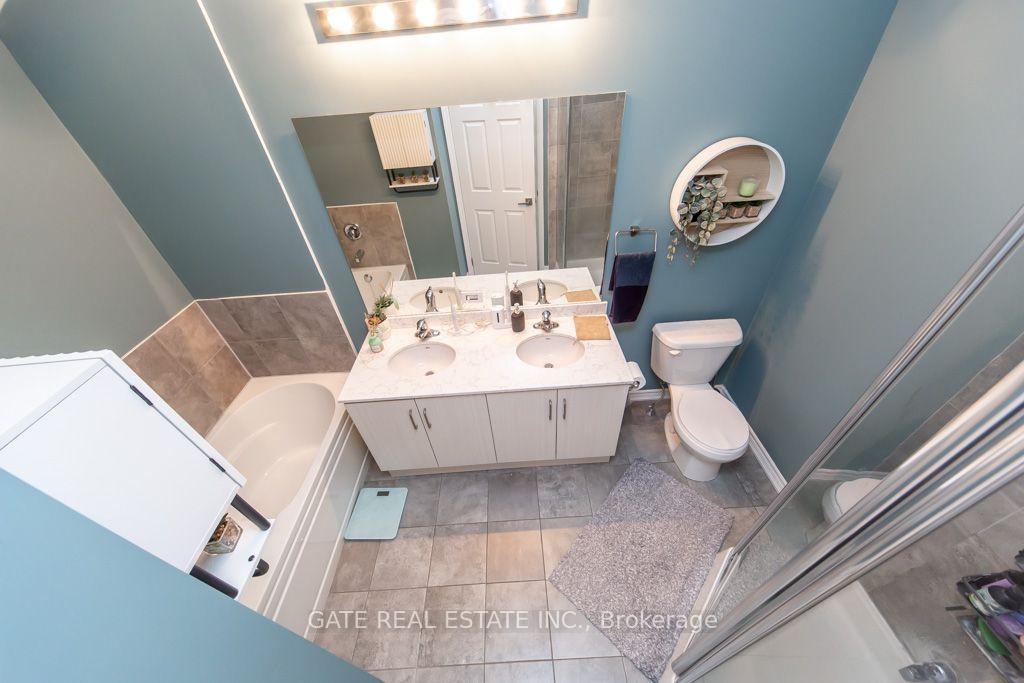 Photo 32 of 53 Kantium Way, Whitby, Pringle Creek — HOMEH
