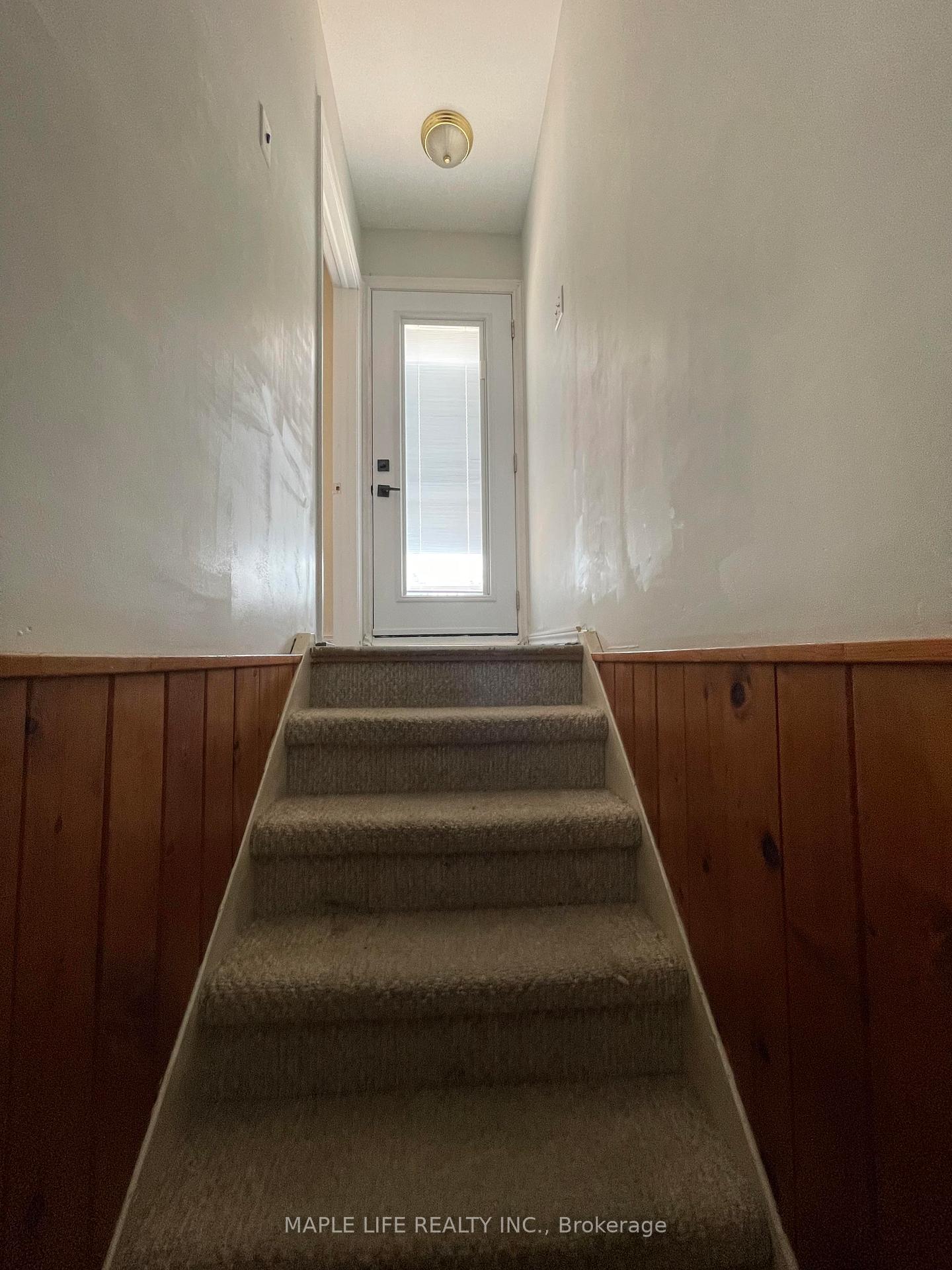 Photo 2 of 886bsmt Srigley Street, Newmarket, Gorham-College Manor — HOMEH