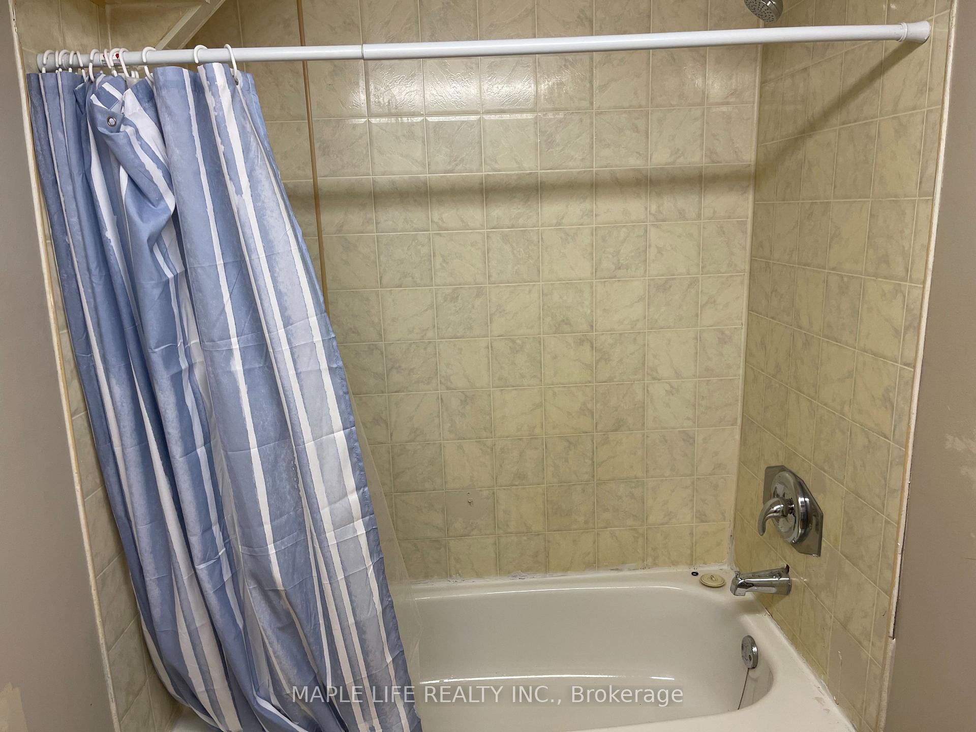 Photo 13 of 886bsmt Srigley Street, Newmarket, Gorham-College Manor — HOMEH