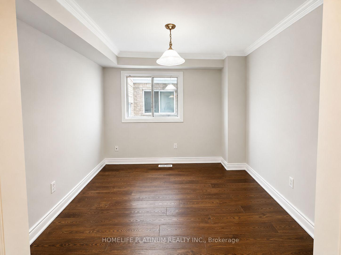 Photo 7 of 16 Langdale Crescent, Brampton, Fletcher's West — HOMEH