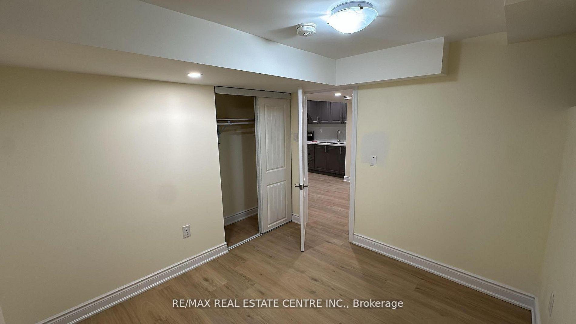 Photo 11 of 31 Haslemere Avenue, Brampton, Brampton East — HOMEH