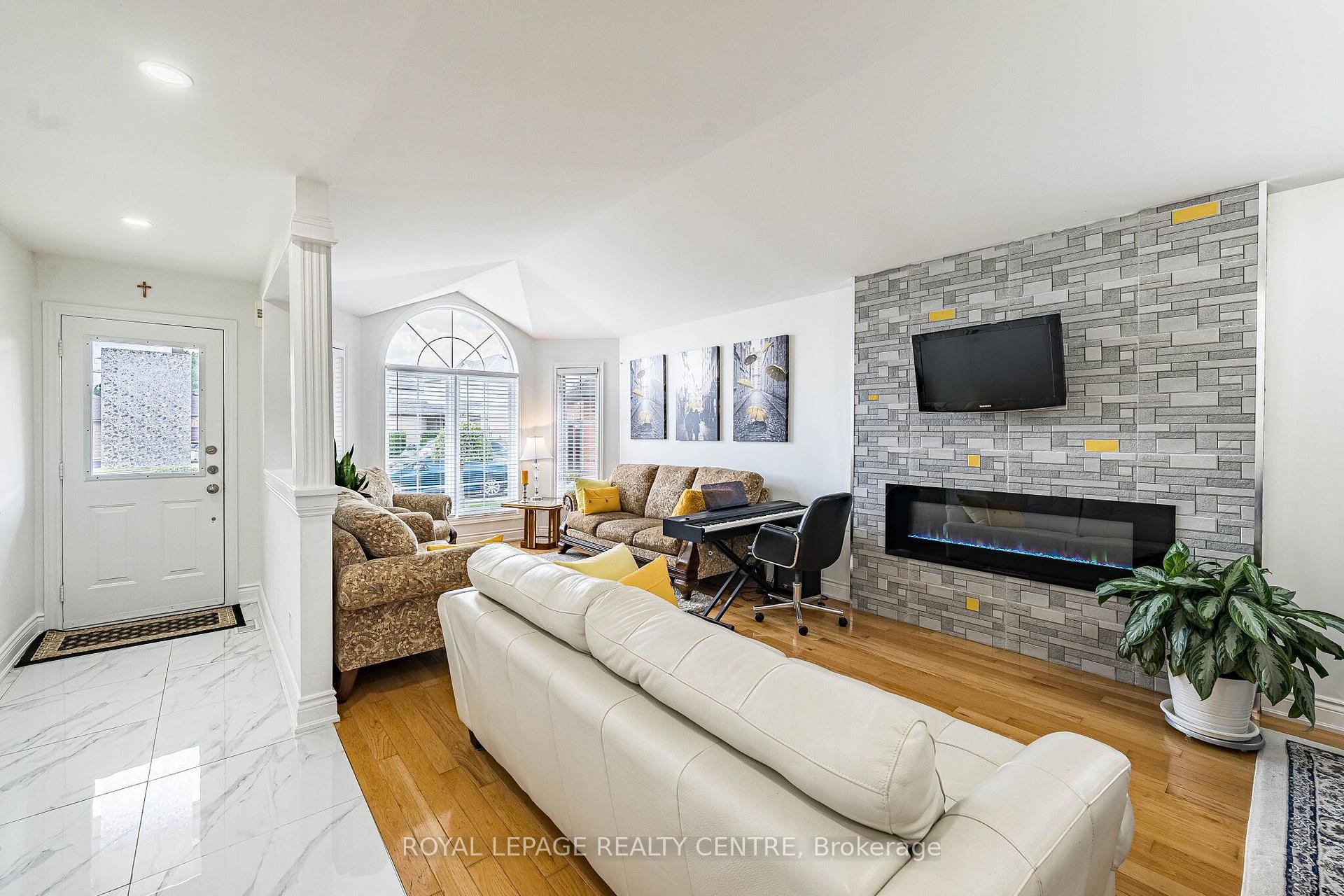 Photo 5 of 3 Vineberg Drive, Hamilton, Allison — HOMEH