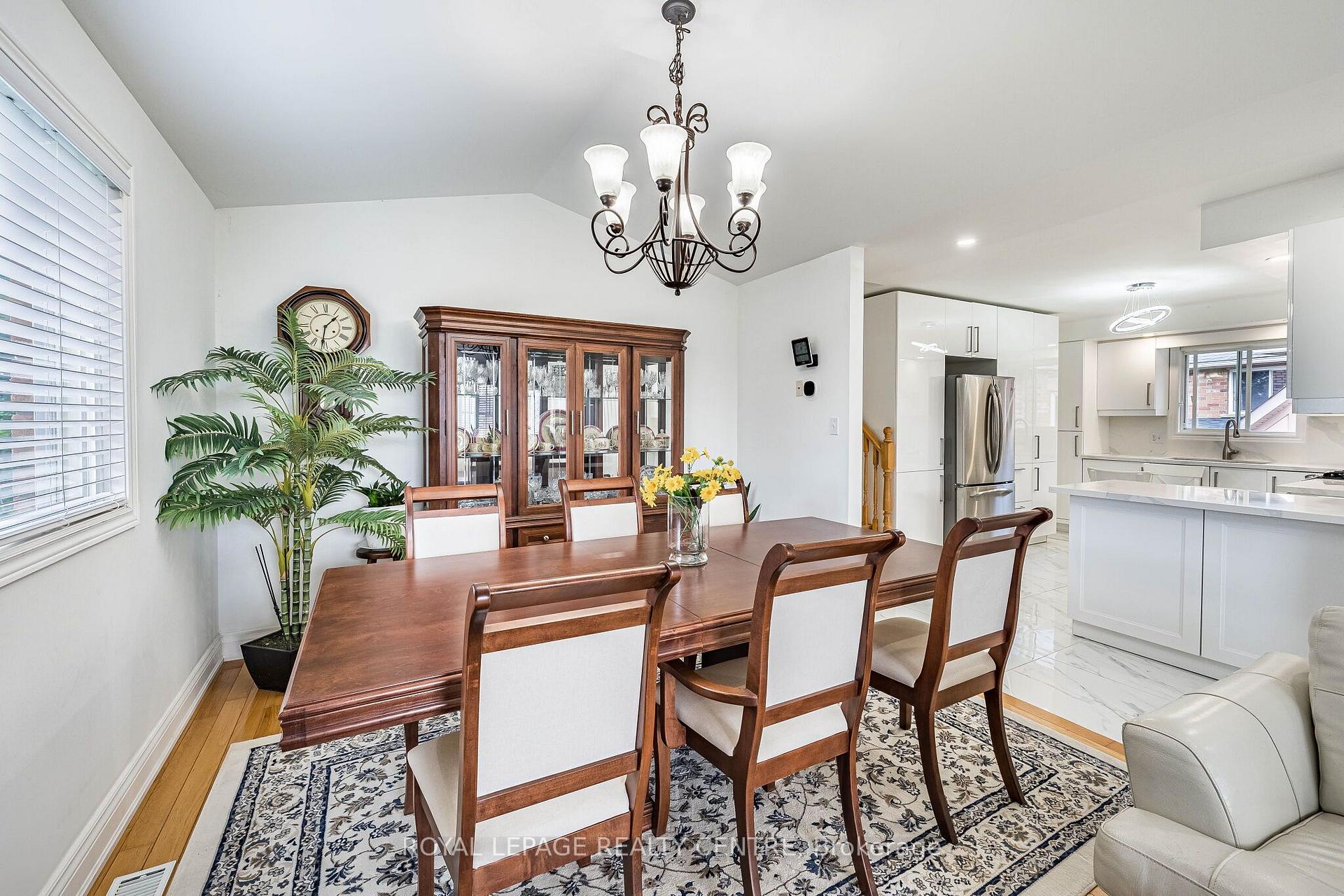 Photo 9 of 3 Vineberg Drive, Hamilton, Allison — HOMEH