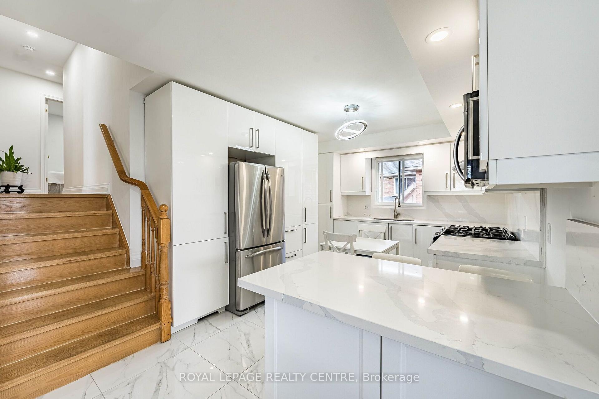Photo 11 of 3 Vineberg Drive, Hamilton, Allison — HOMEH