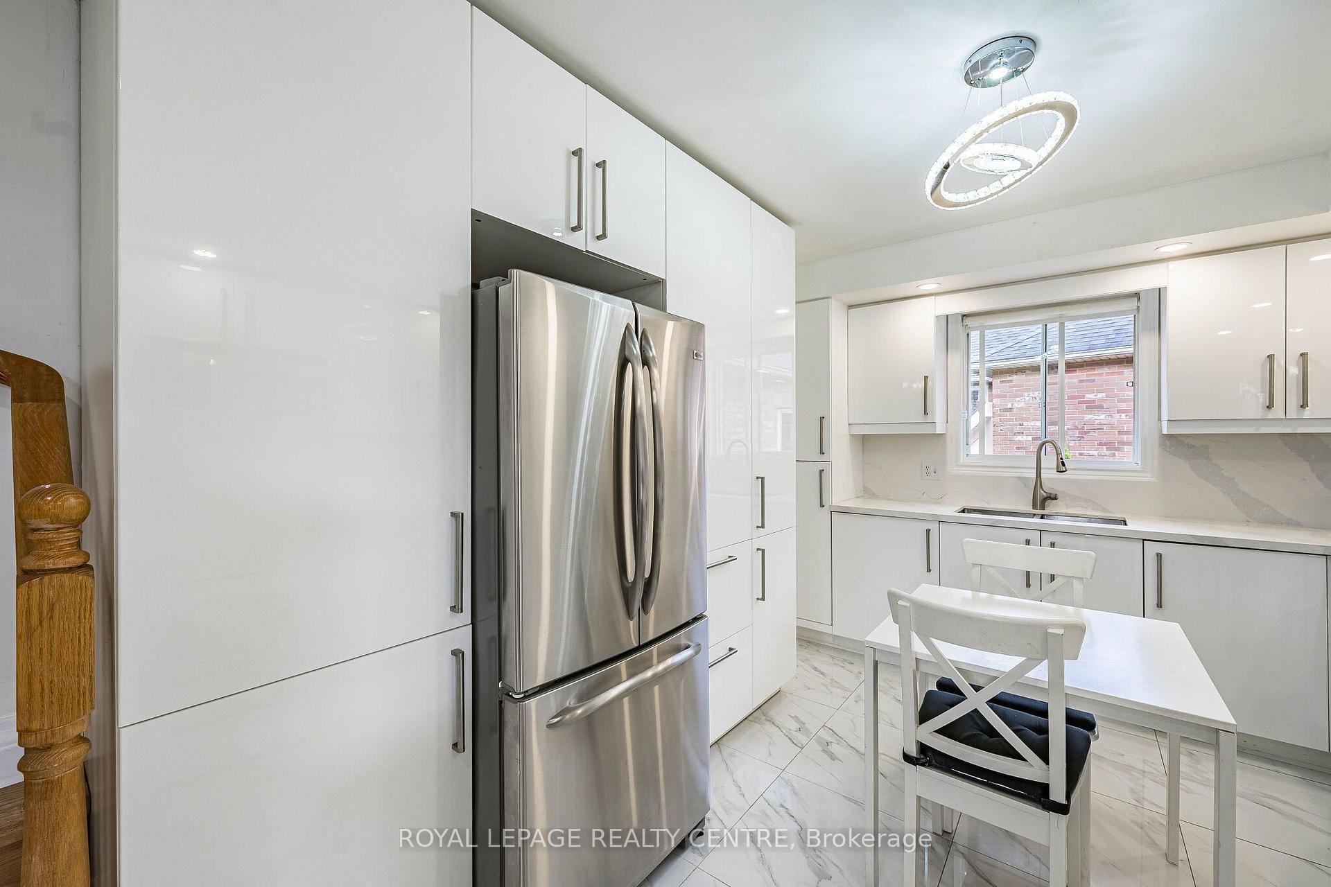 Photo 15 of 3 Vineberg Drive, Hamilton, Allison — HOMEH