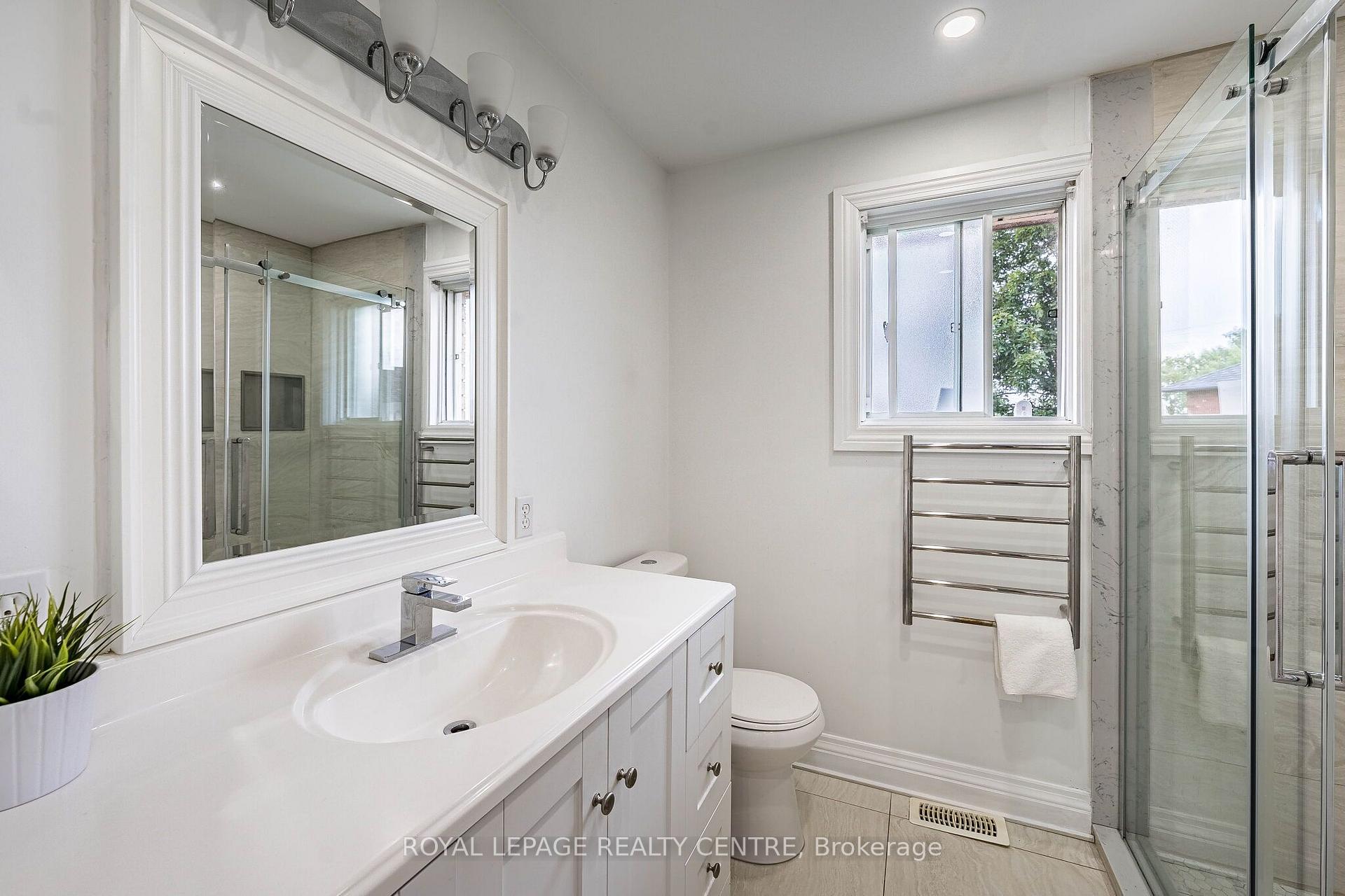 Photo 17 of 3 Vineberg Drive, Hamilton, Allison — HOMEH