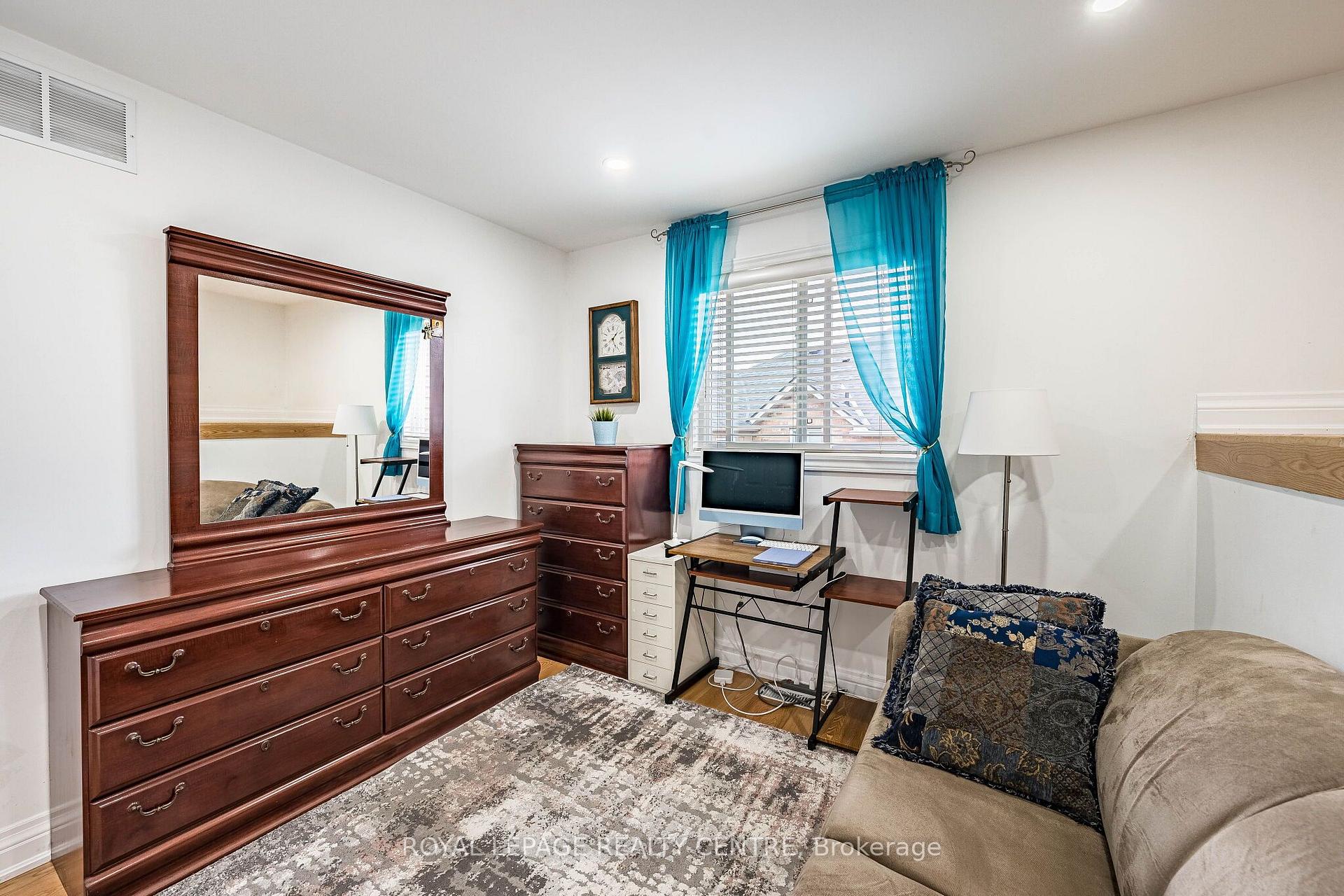 Photo 19 of 3 Vineberg Drive, Hamilton, Allison — HOMEH
