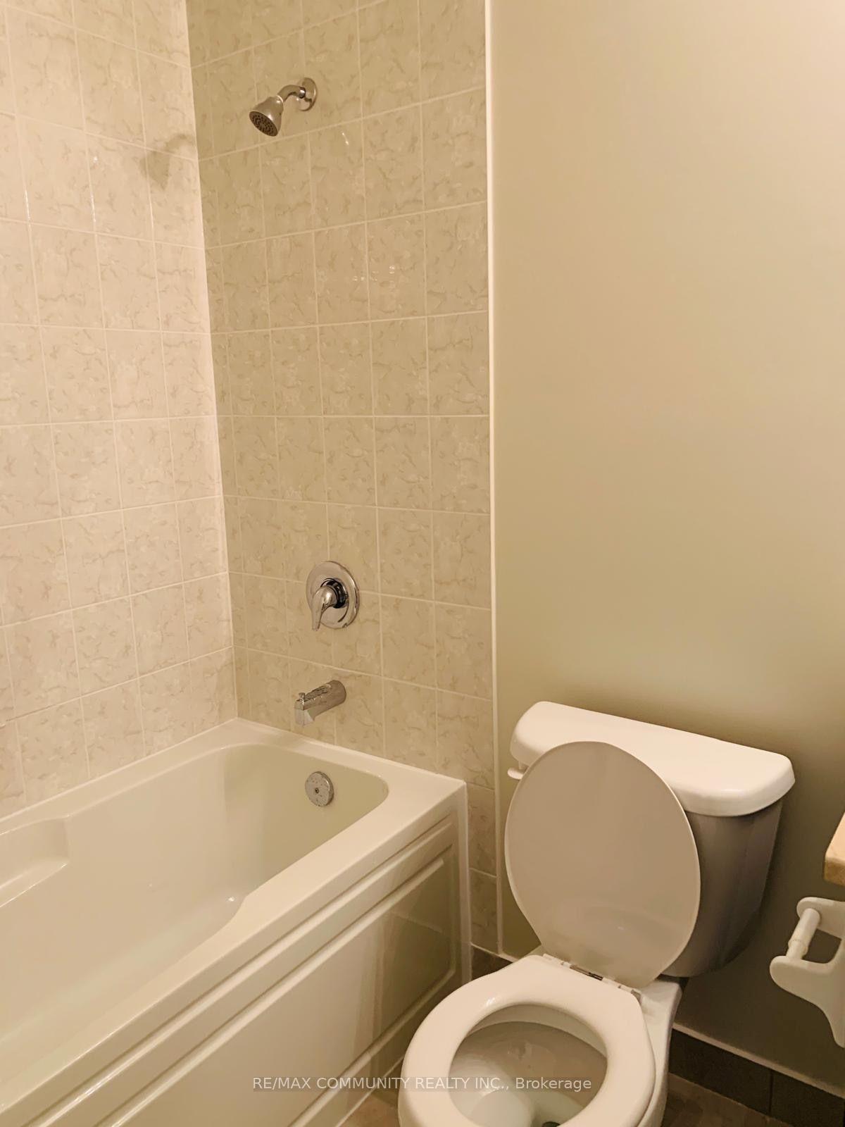 Photo 13 of Unit 1806, 349 Rathburn Road, Mississauga, City Centre — HOMEH