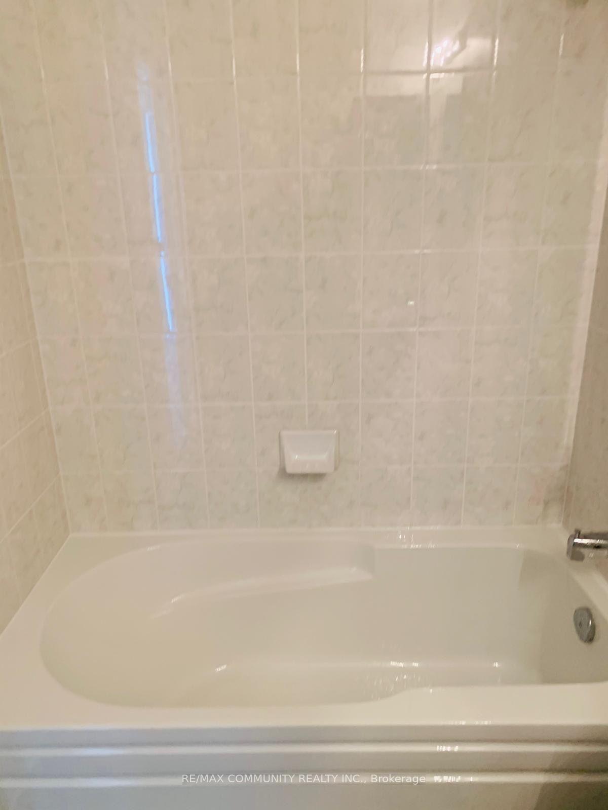 Photo 14 of Unit 1806, 349 Rathburn Road, Mississauga, City Centre — HOMEH