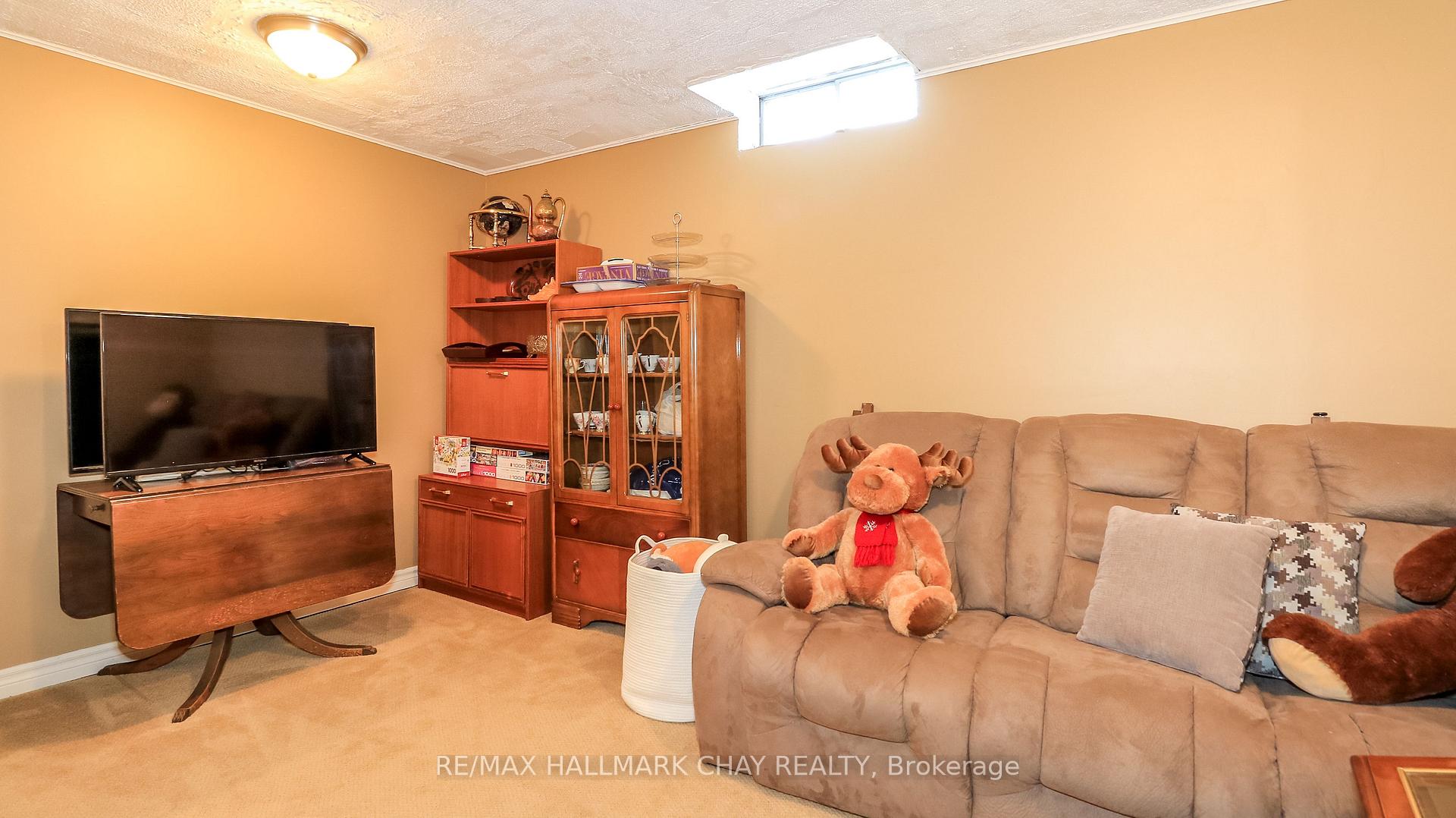Photo 31 of 32 Wilde Place, Barrie, Letitia Heights — HOMEH