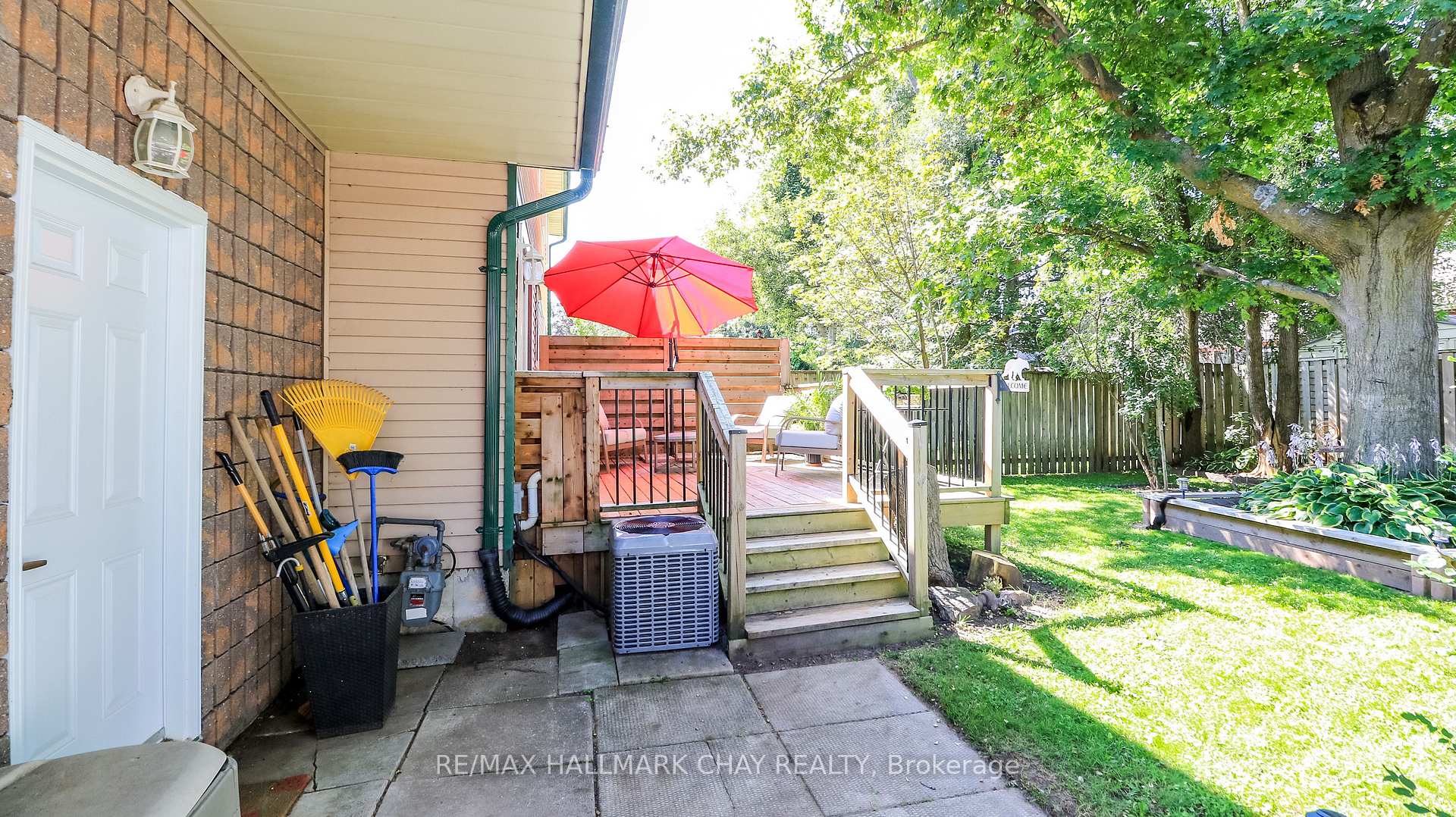 Photo 42 of 32 Wilde Place, Barrie, Letitia Heights — HOMEH