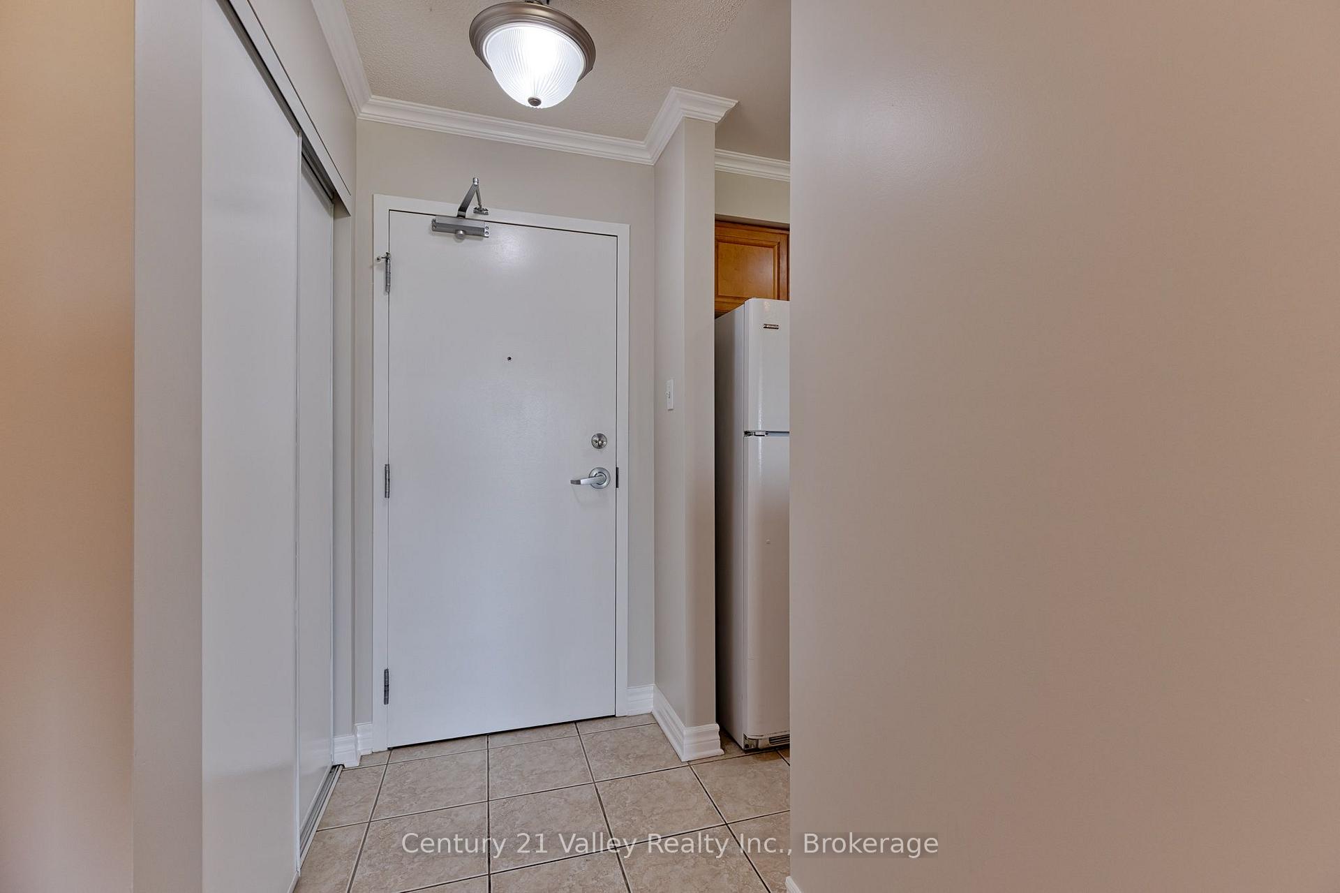 Photo 5 of Unit 302, 16 Sheffield Street, Arnprior, Arnprior — HOMEH