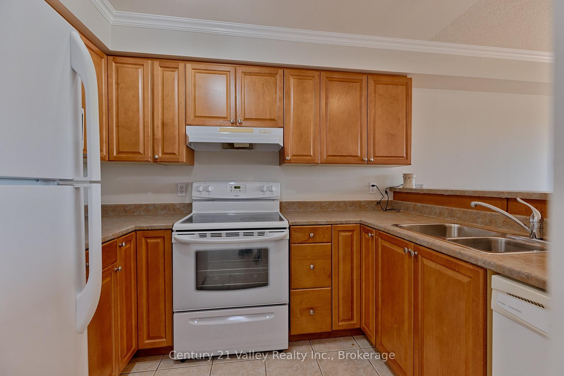 Photo 7 of Unit 302, 16 Sheffield Street, Arnprior, Arnprior — HOMEH