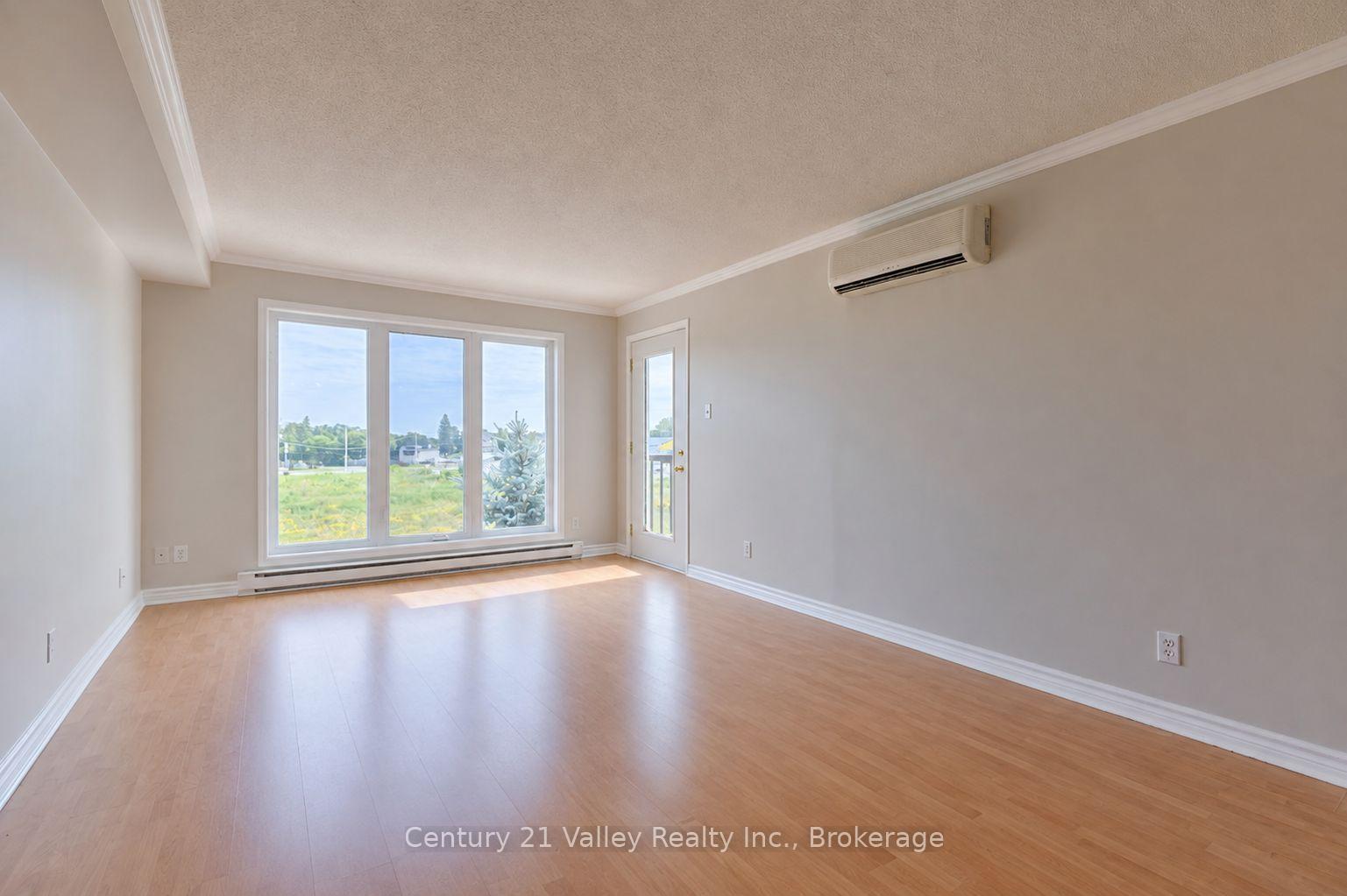 Photo 10 of Unit 302, 16 Sheffield Street, Arnprior, Arnprior — HOMEH