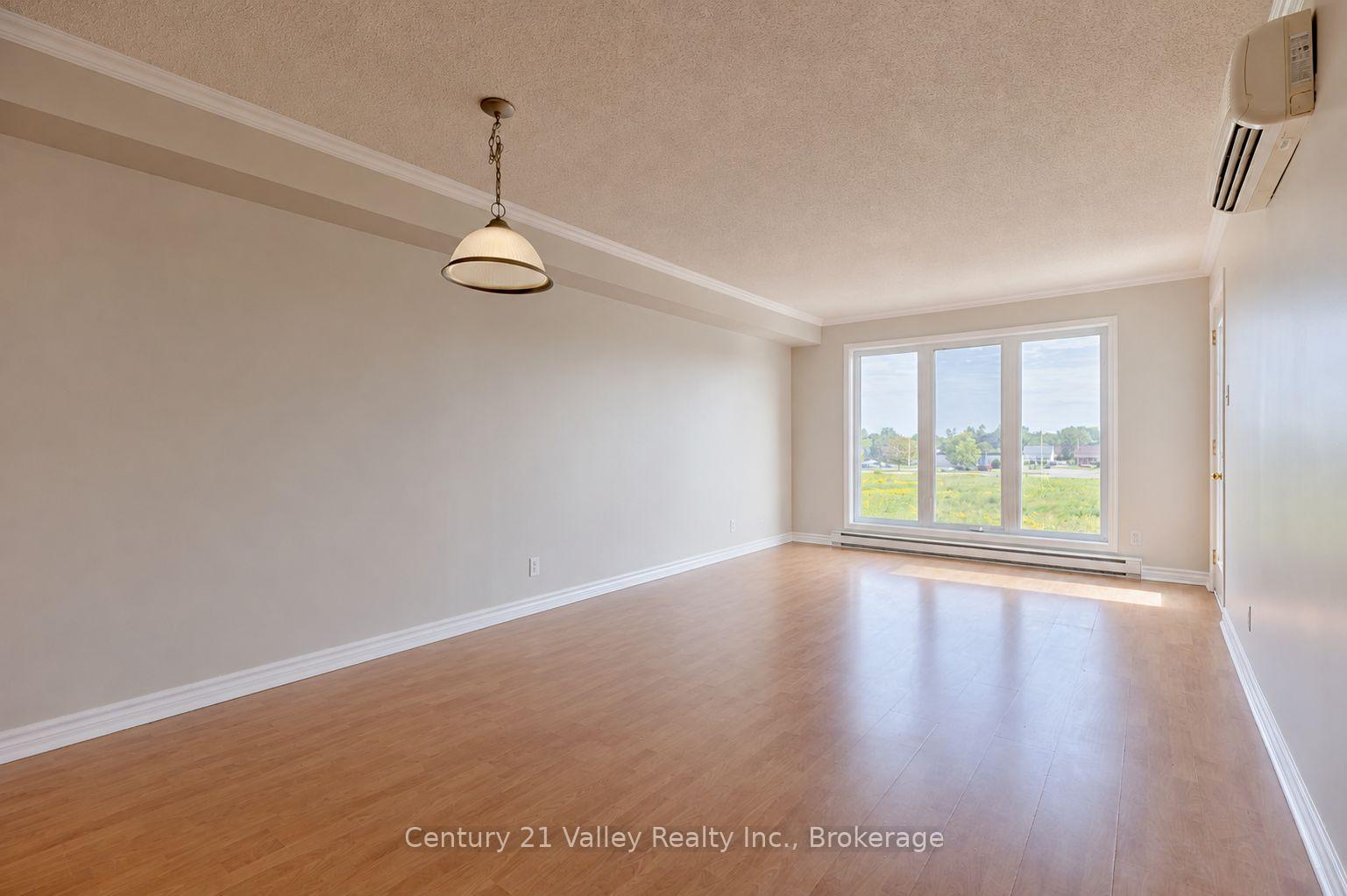 Photo 13 of Unit 302, 16 Sheffield Street, Arnprior, Arnprior — HOMEH