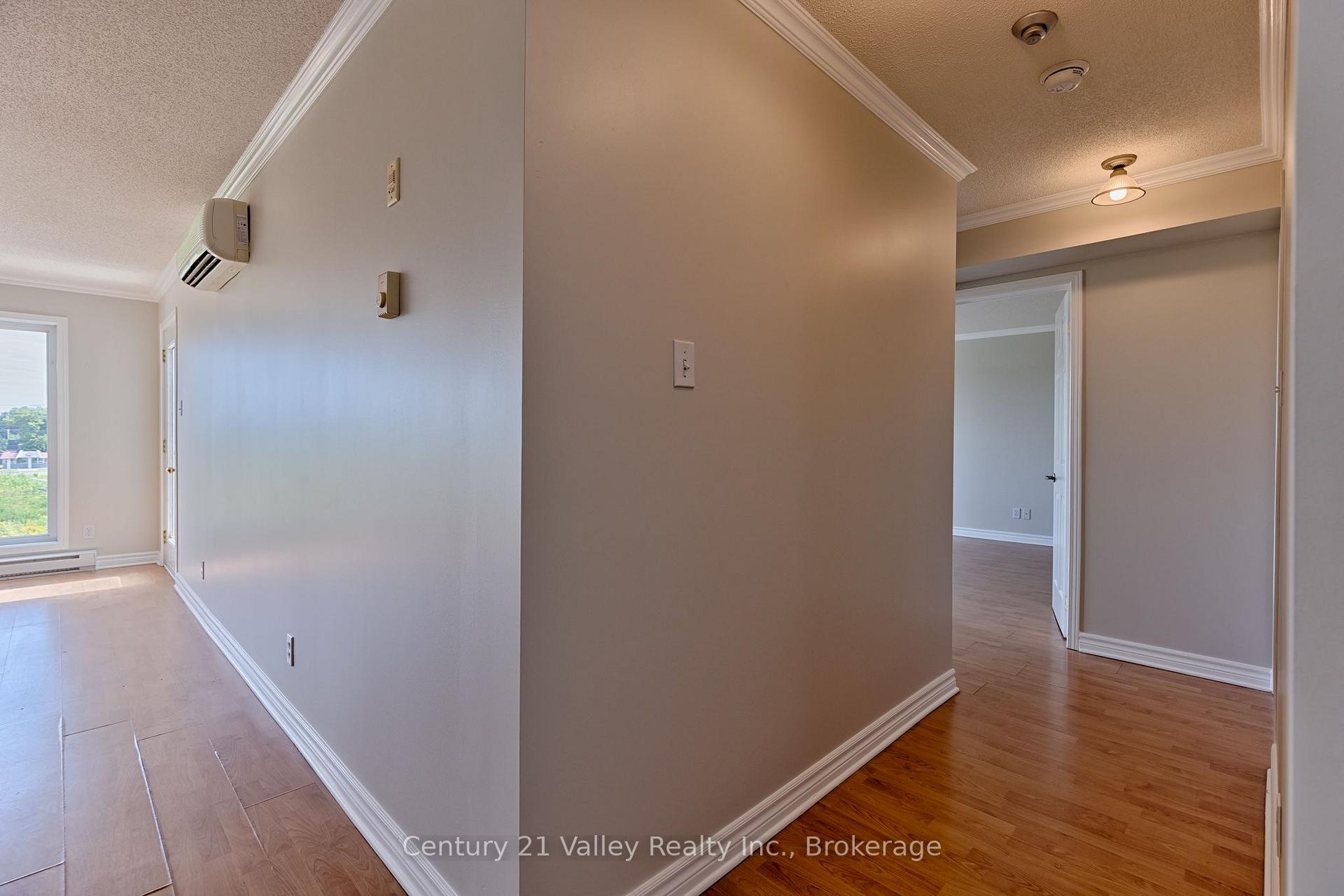 Photo 14 of Unit 302, 16 Sheffield Street, Arnprior, Arnprior — HOMEH