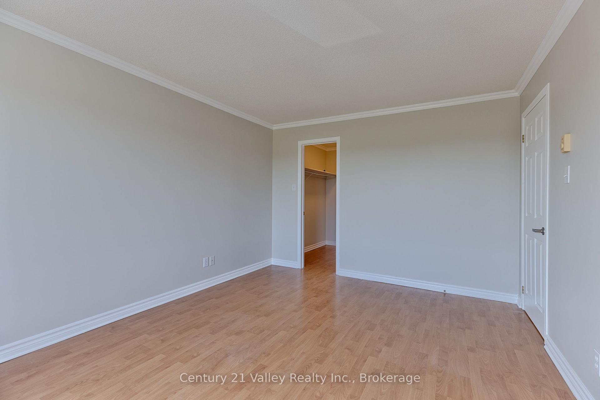 Photo 15 of Unit 302, 16 Sheffield Street, Arnprior, Arnprior — HOMEH