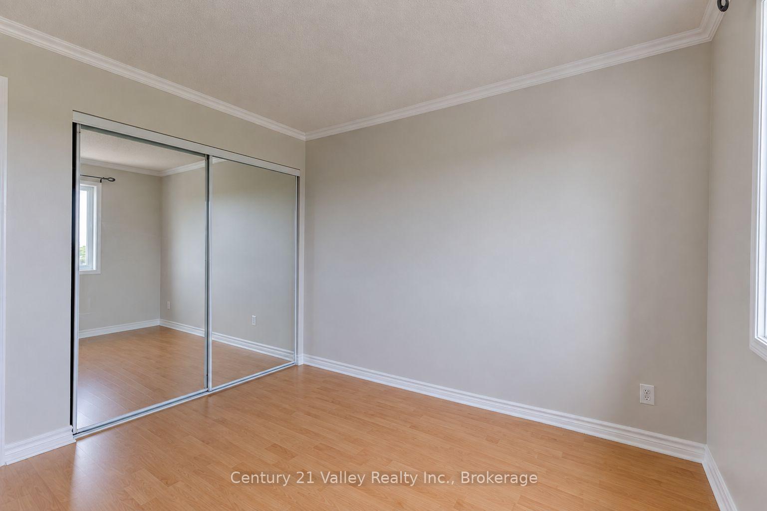 Photo 17 of Unit 302, 16 Sheffield Street, Arnprior, Arnprior — HOMEH