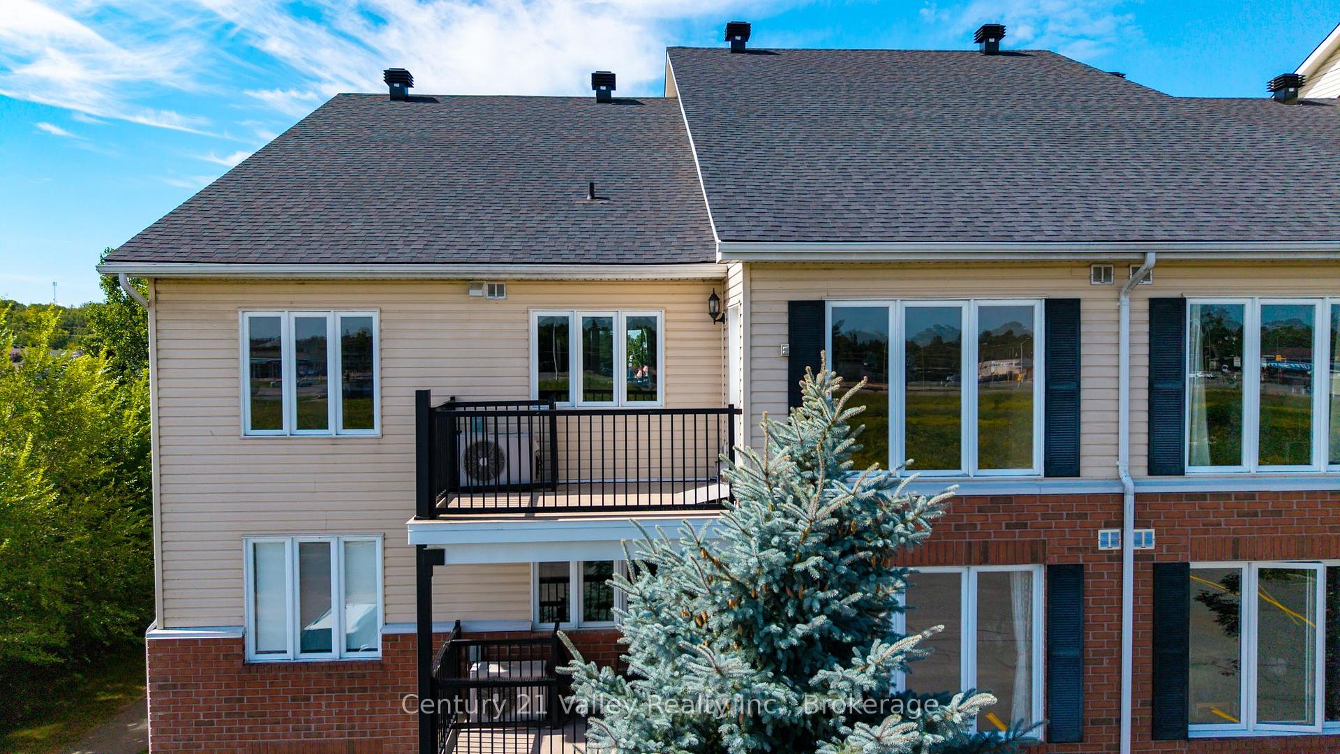 Photo 24 of Unit 302, 16 Sheffield Street, Arnprior, Arnprior — HOMEH