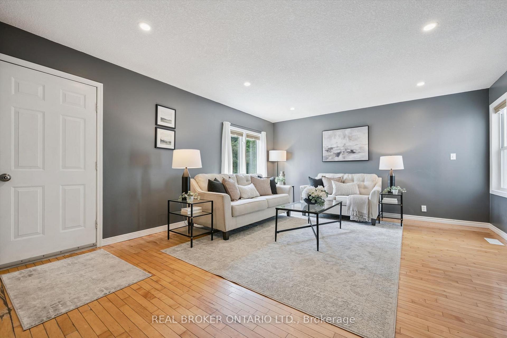 Photo 3 of 91 Jane Street, Wellesley — HOMEH