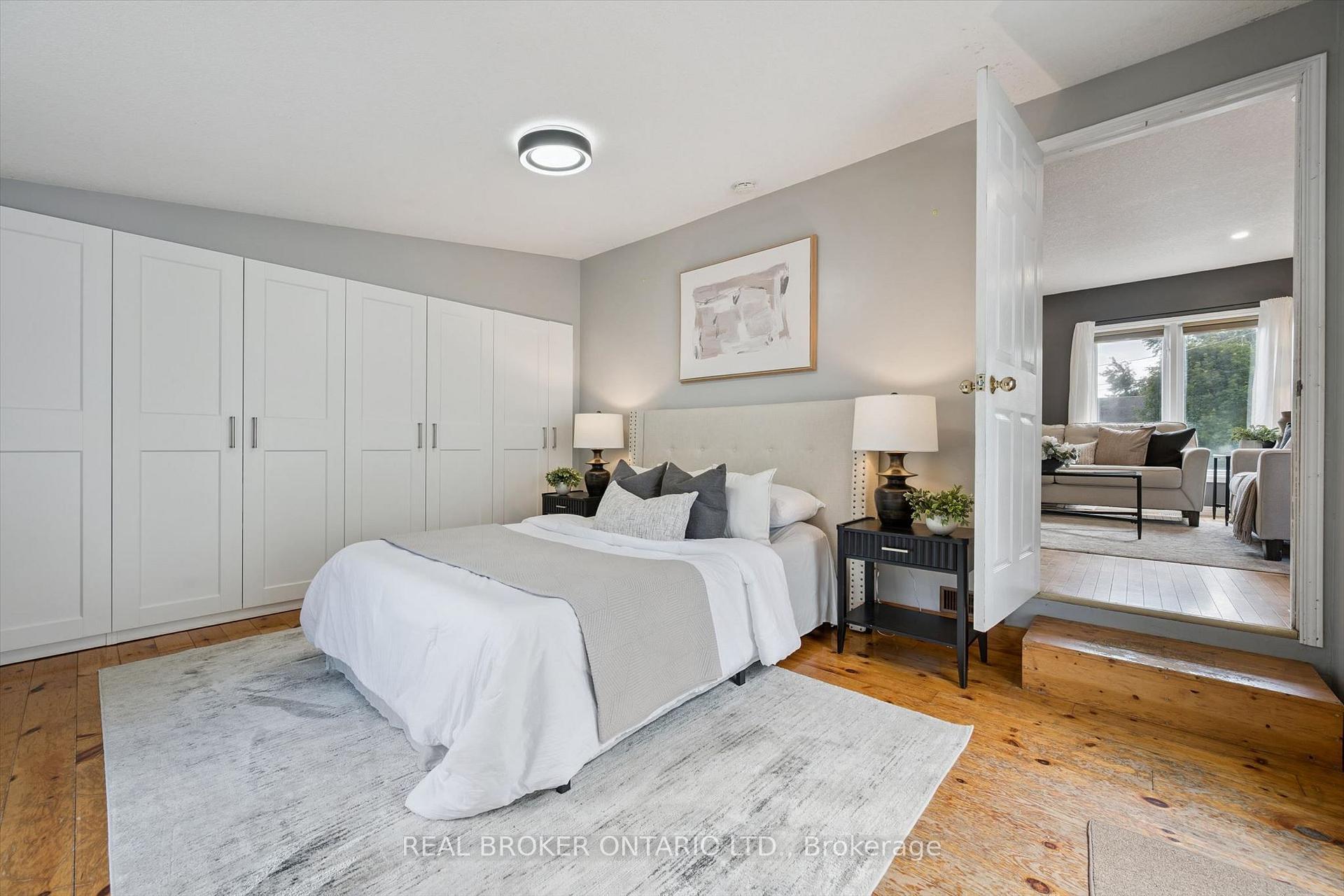 Photo 11 of 91 Jane Street, Wellesley — HOMEH