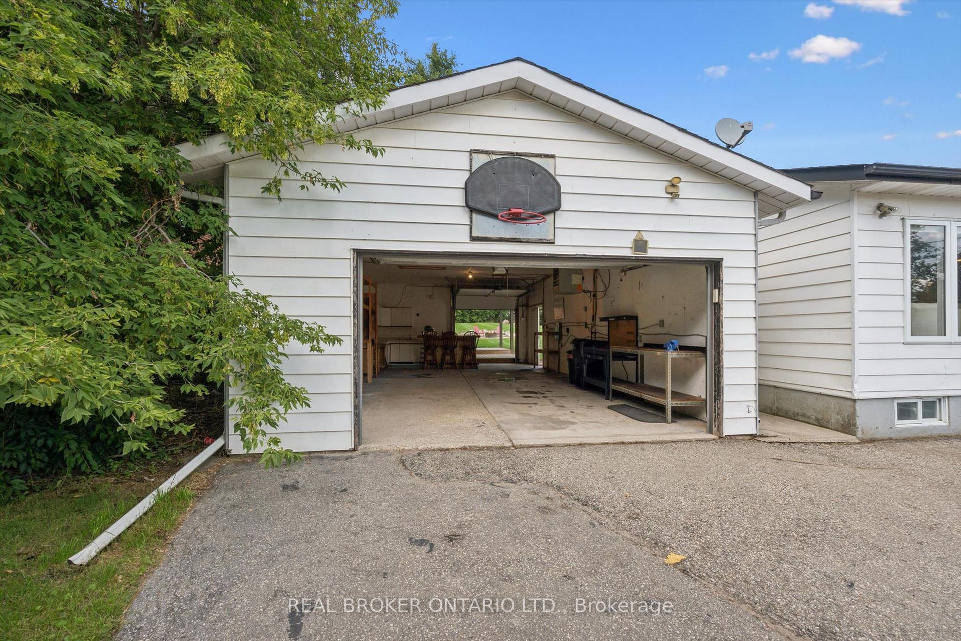 Photo 21 of 91 Jane Street, Wellesley — HOMEH