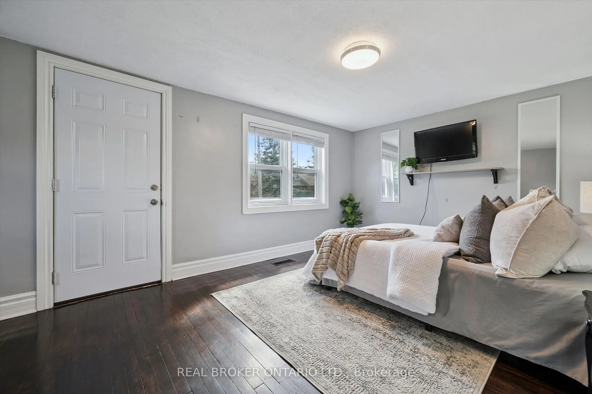 Photo 22 of 91 Jane Street, Wellesley — HOMEH