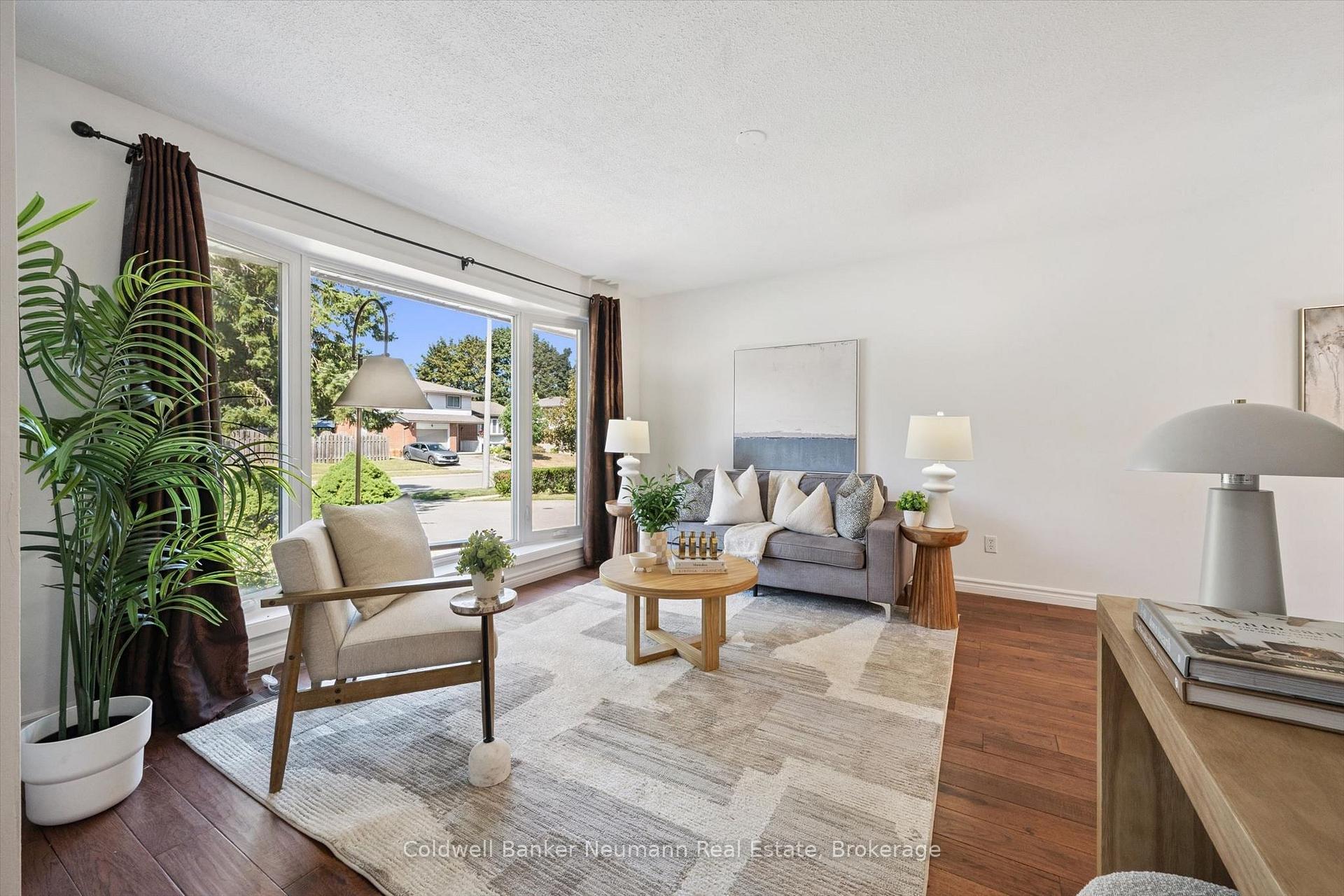 Photo 3 of 3 Meadow Crescent, Guelph, Willow West/Sugarbush/West Acres — HOMEH