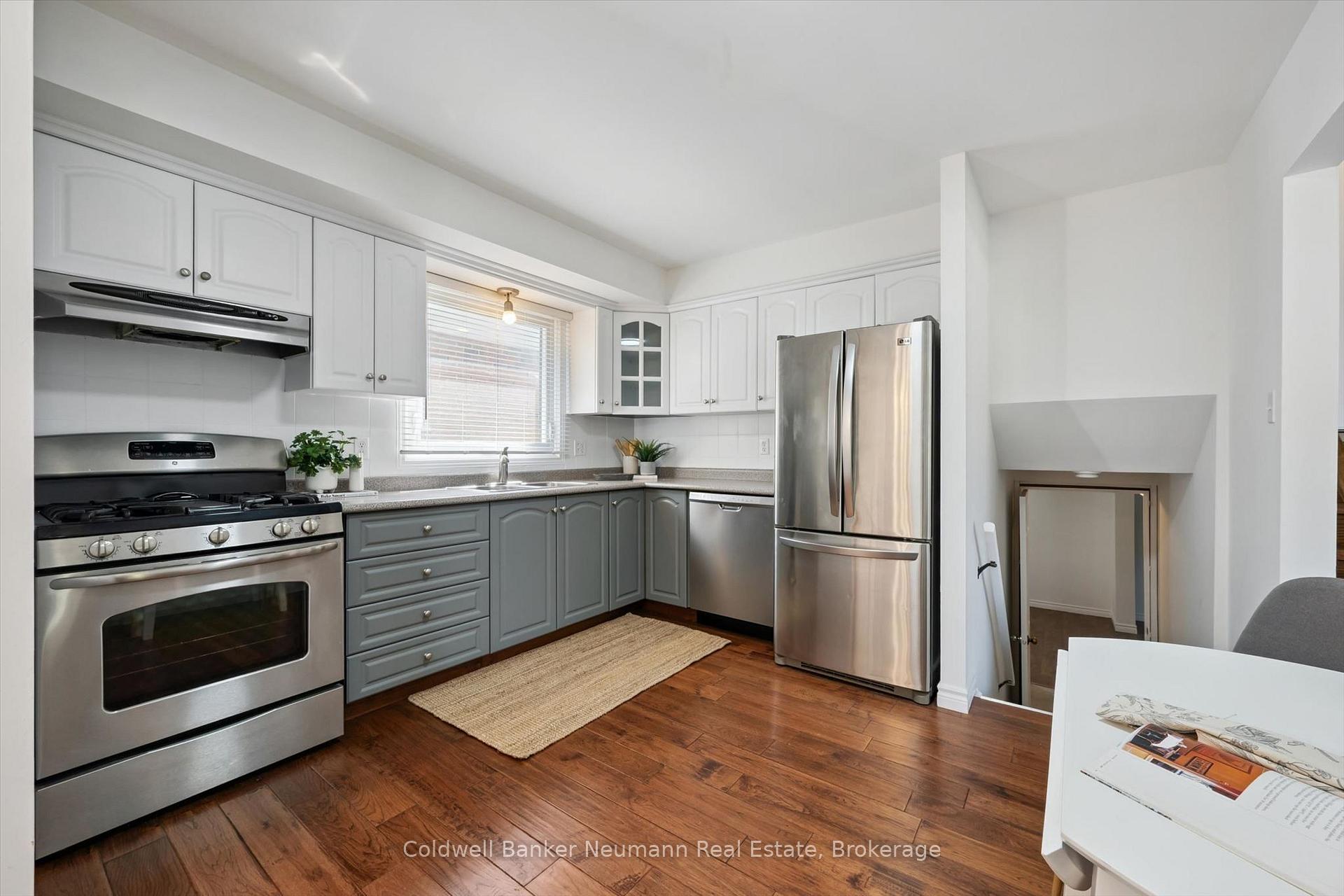 Photo 15 of 3 Meadow Crescent, Guelph, Willow West/Sugarbush/West Acres — HOMEH