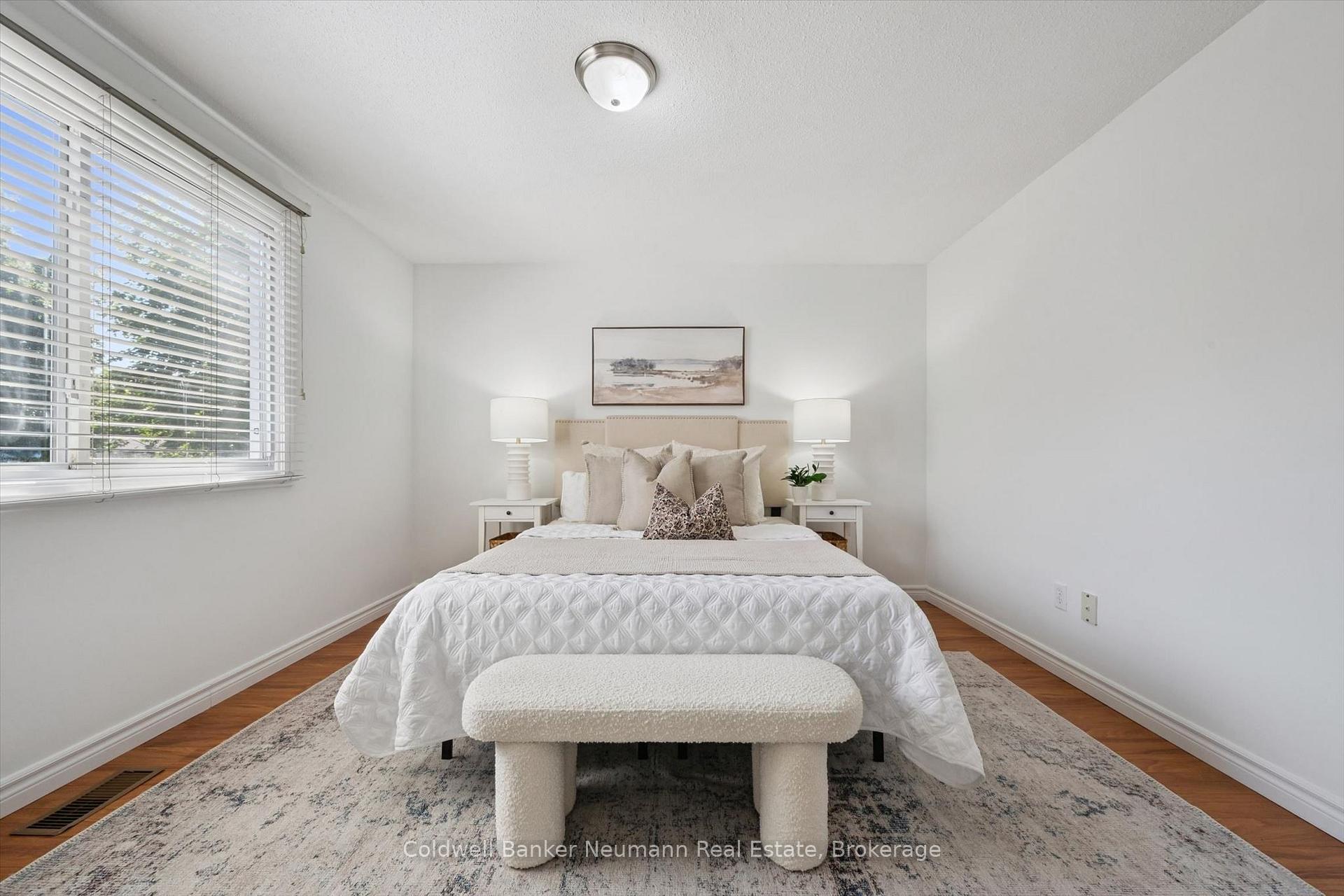 Photo 18 of 3 Meadow Crescent, Guelph, Willow West/Sugarbush/West Acres — HOMEH