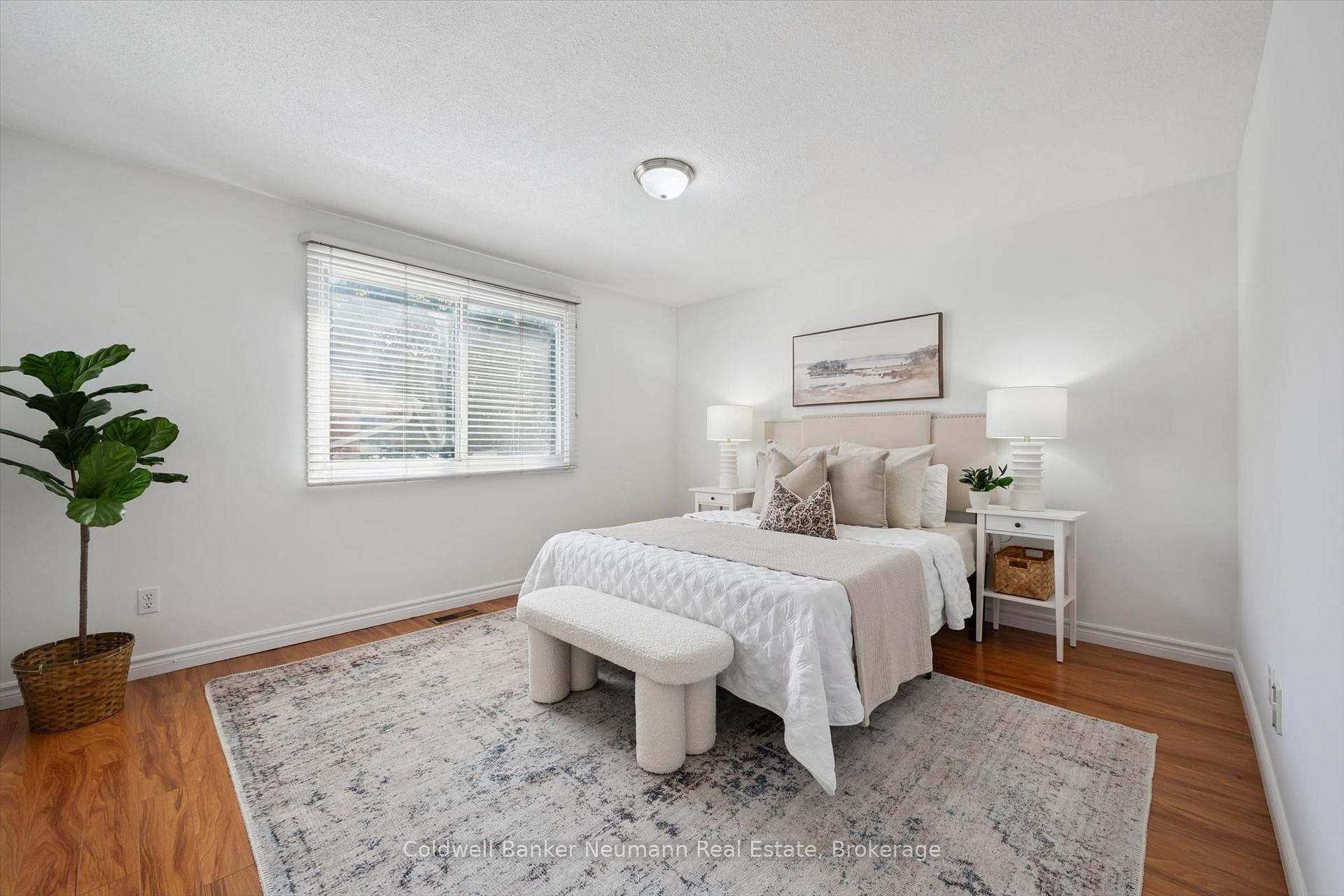 Photo 19 of 3 Meadow Crescent, Guelph, Willow West/Sugarbush/West Acres — HOMEH