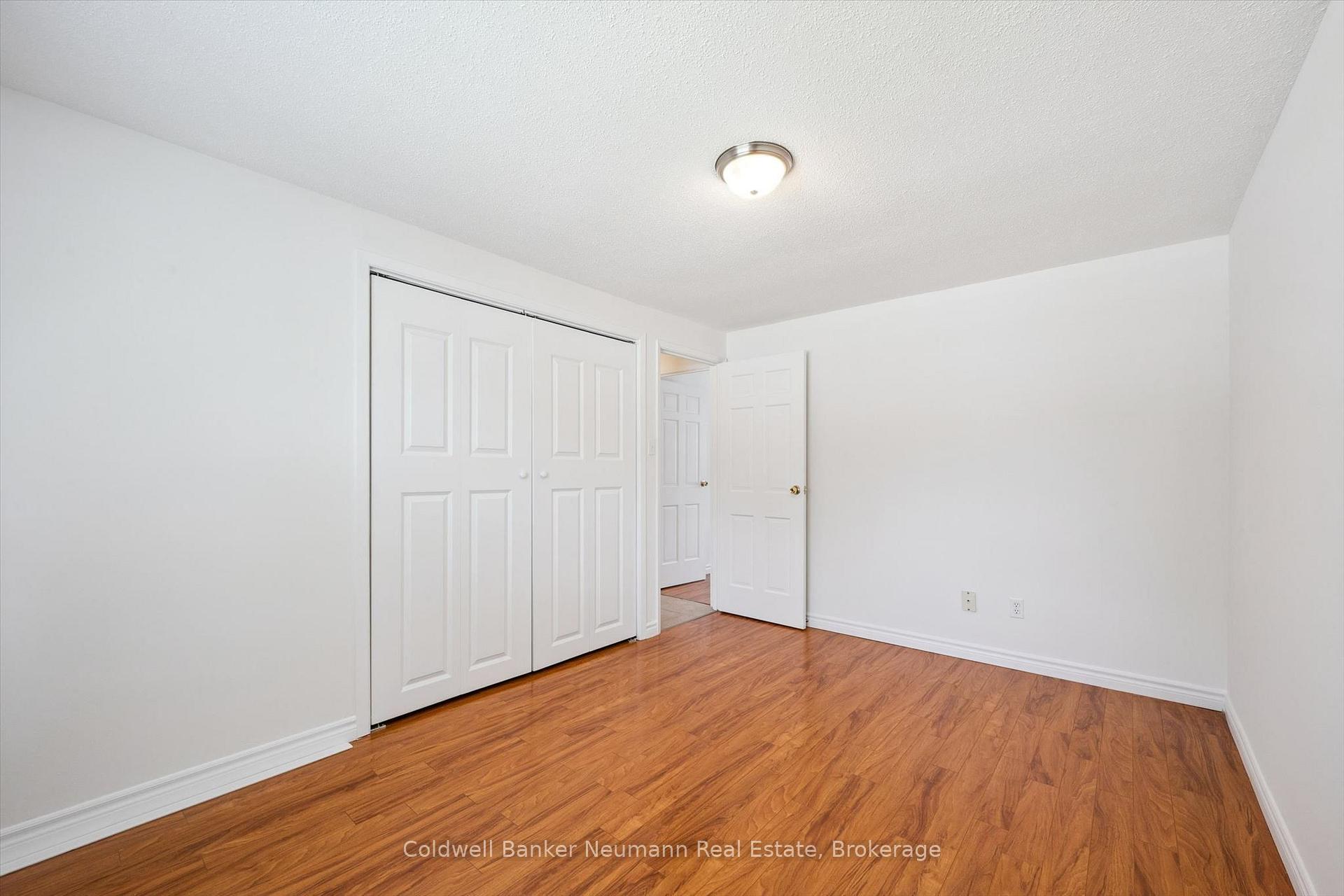 Photo 20 of 3 Meadow Crescent, Guelph, Willow West/Sugarbush/West Acres — HOMEH