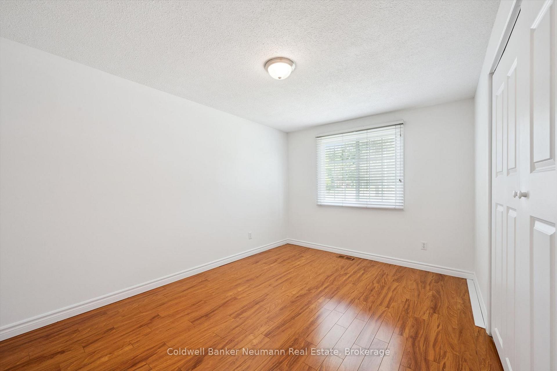 Photo 21 of 3 Meadow Crescent, Guelph, Willow West/Sugarbush/West Acres — HOMEH