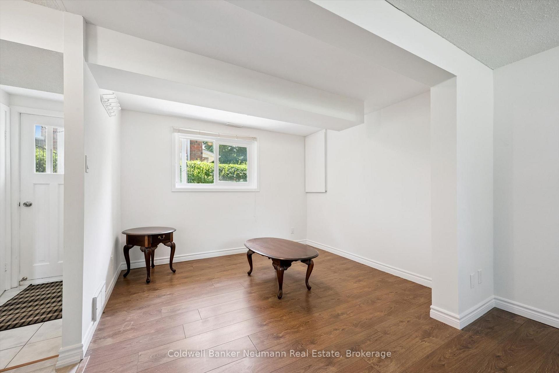 Photo 24 of 3 Meadow Crescent, Guelph, Willow West/Sugarbush/West Acres — HOMEH