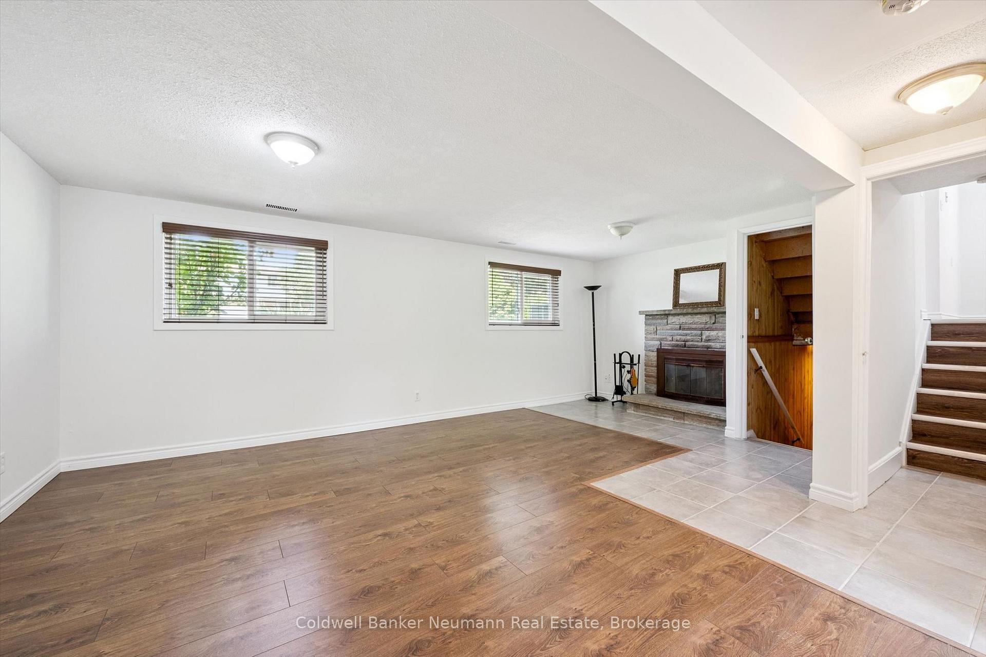 Photo 28 of 3 Meadow Crescent, Guelph, Willow West/Sugarbush/West Acres — HOMEH