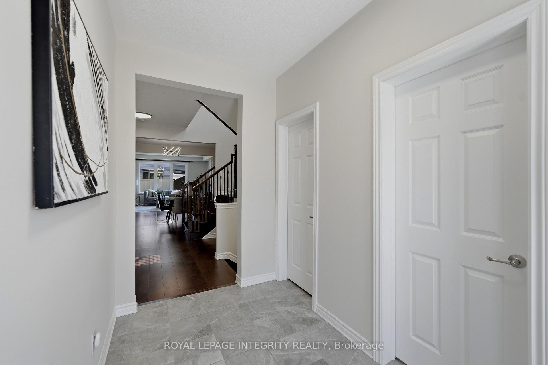 Photo 4 of 414 Aphelion Crescent, Ottawa, Barrhaven - Half Moon Bay — HOMEH