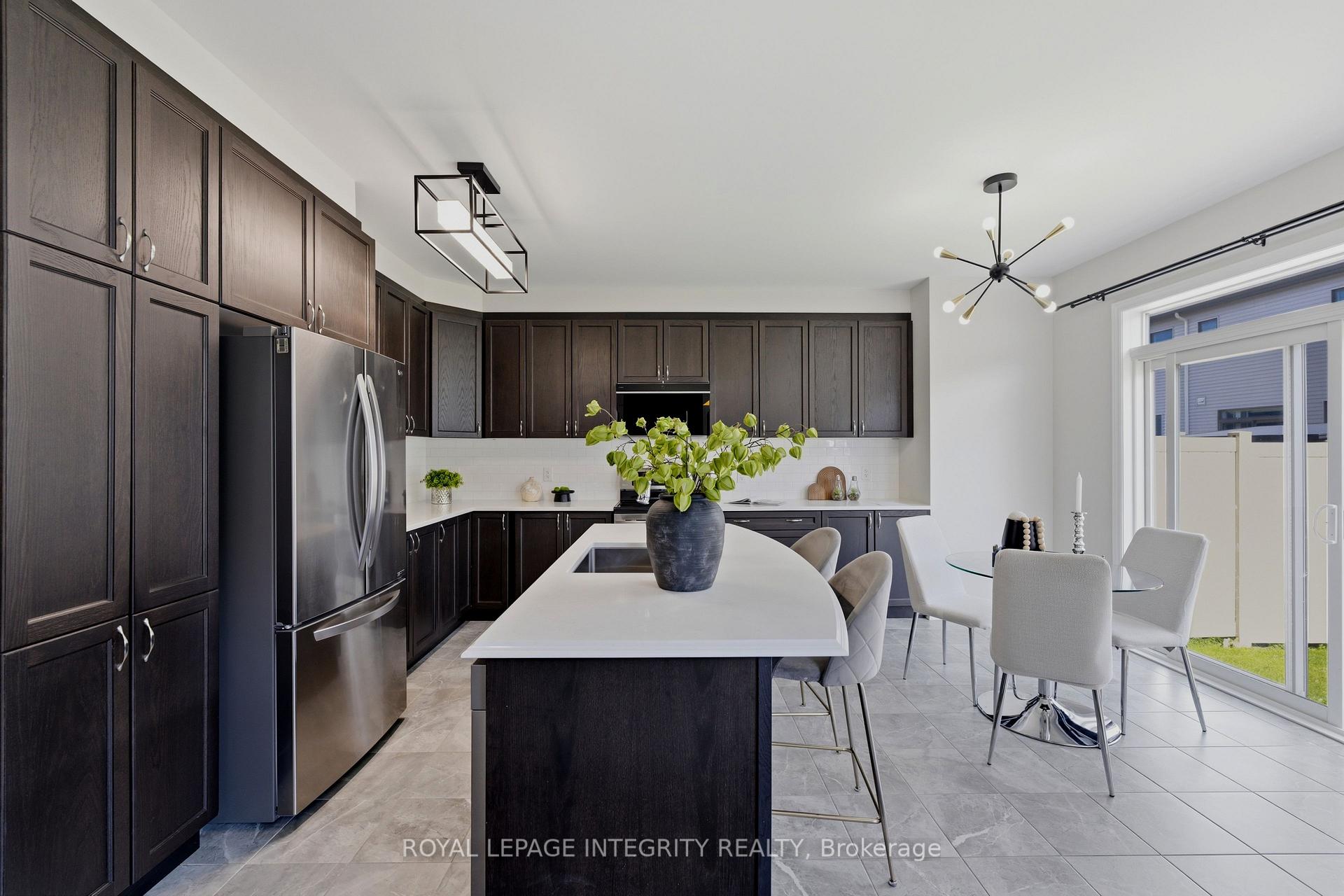 Photo 18 of 414 Aphelion Crescent, Ottawa, Barrhaven - Half Moon Bay — HOMEH