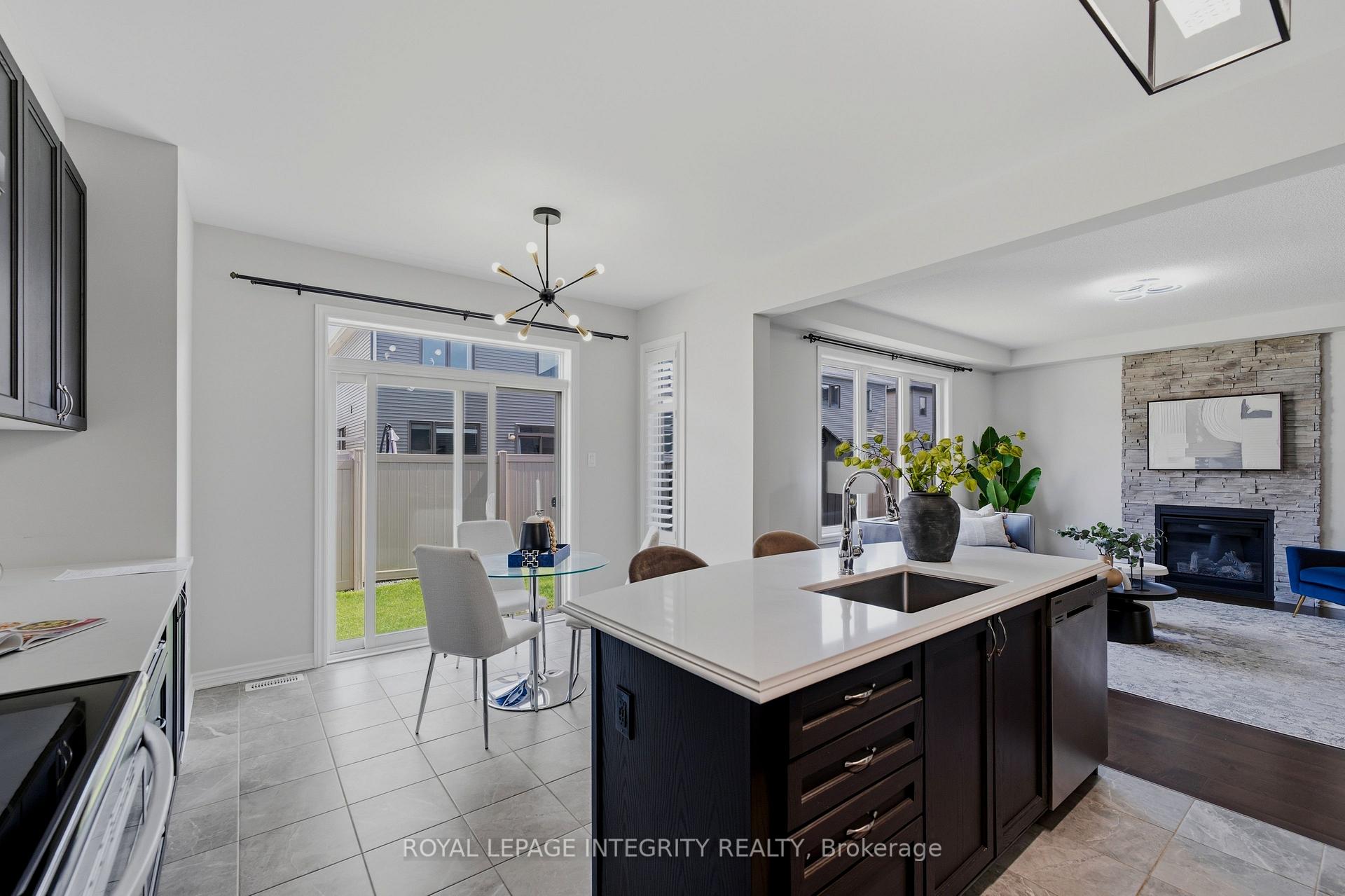 Photo 19 of 414 Aphelion Crescent, Ottawa, Barrhaven - Half Moon Bay — HOMEH