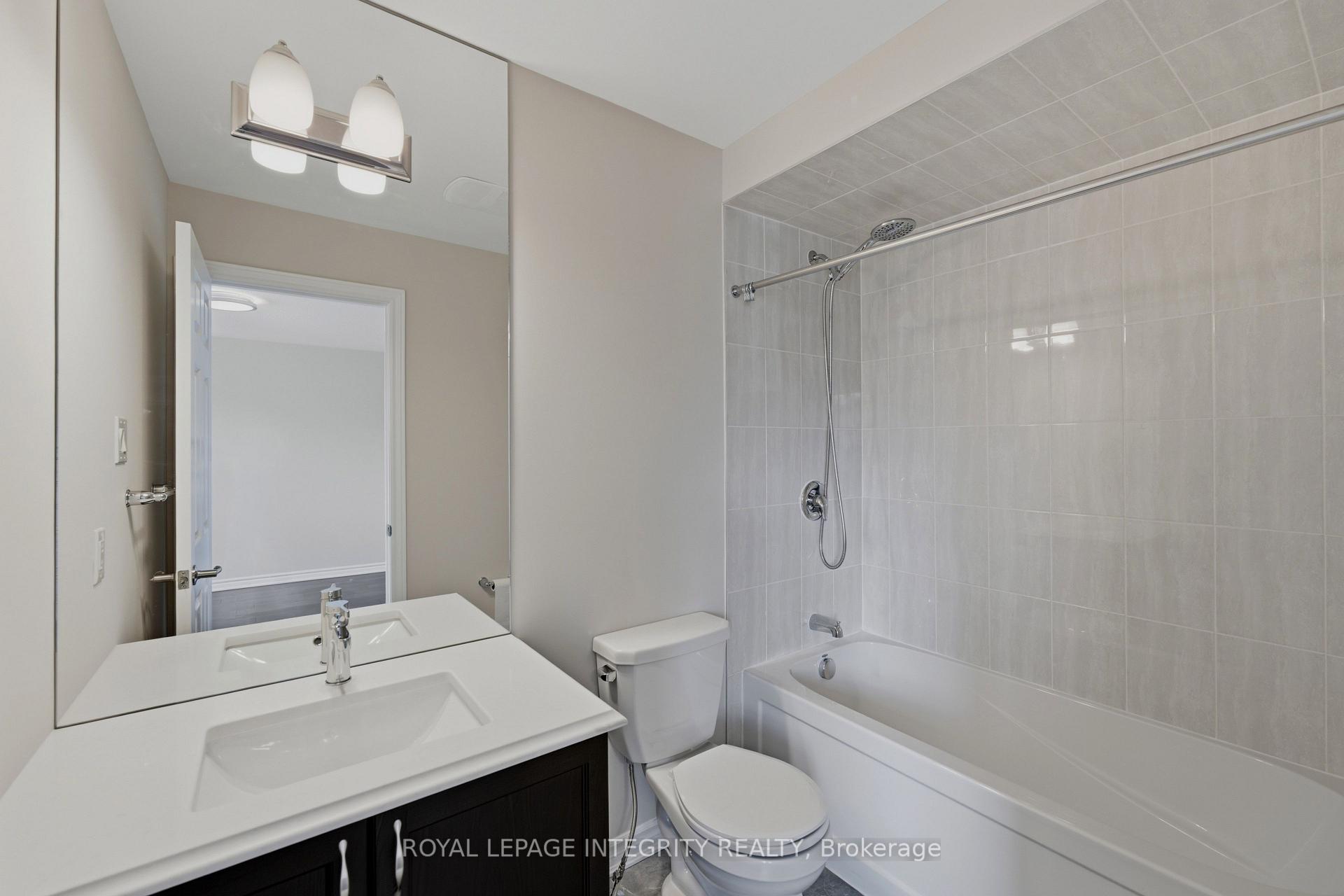 Photo 31 of 414 Aphelion Crescent, Ottawa, Barrhaven - Half Moon Bay — HOMEH