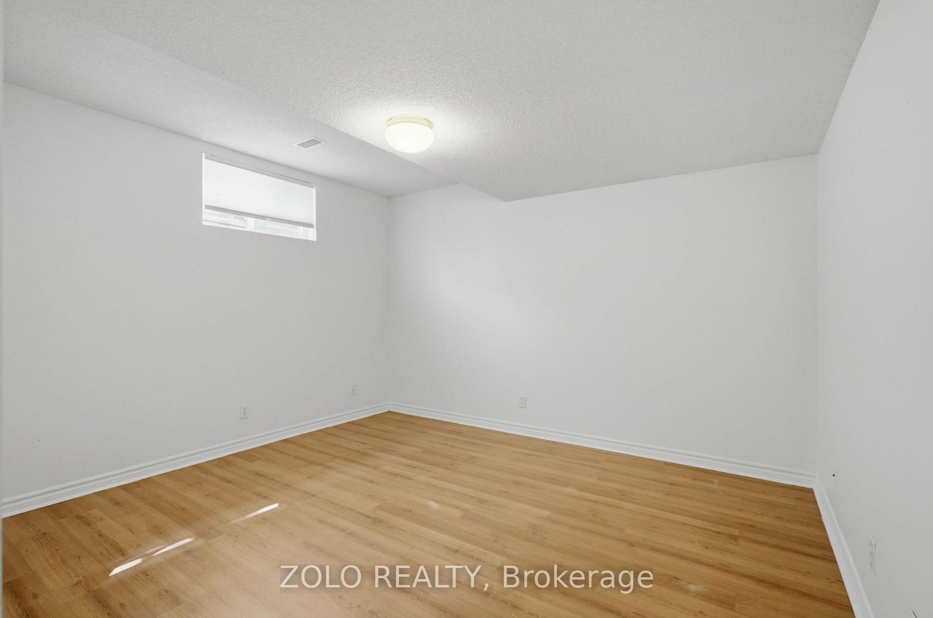 Photo 4 of Unit Basement, 109 Sovereigns Gate S, Barrie, Innis-Shore — HOMEH