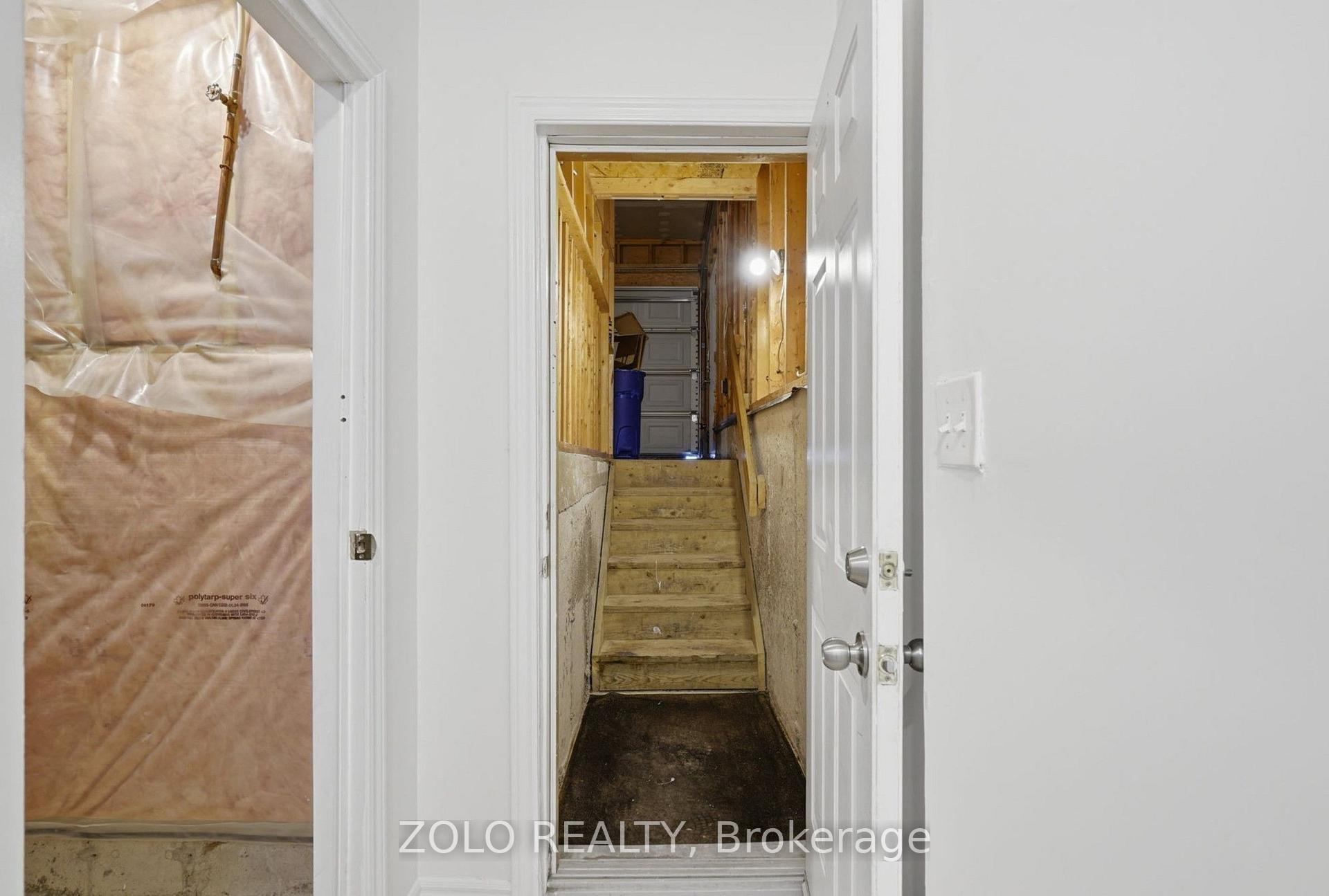 Photo 8 of Unit Basement, 109 Sovereigns Gate S, Barrie, Innis-Shore — HOMEH