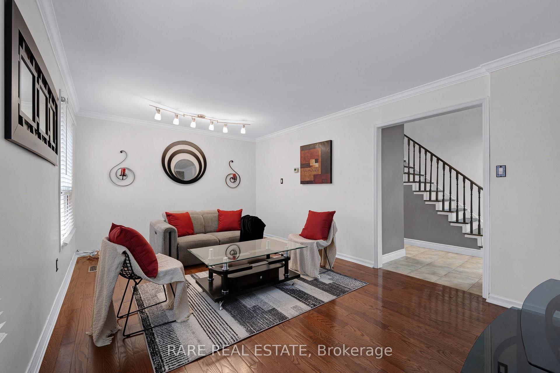 Photo 4 of 45 Sandmere Avenue, Brampton, Heart Lake West — HOMEH