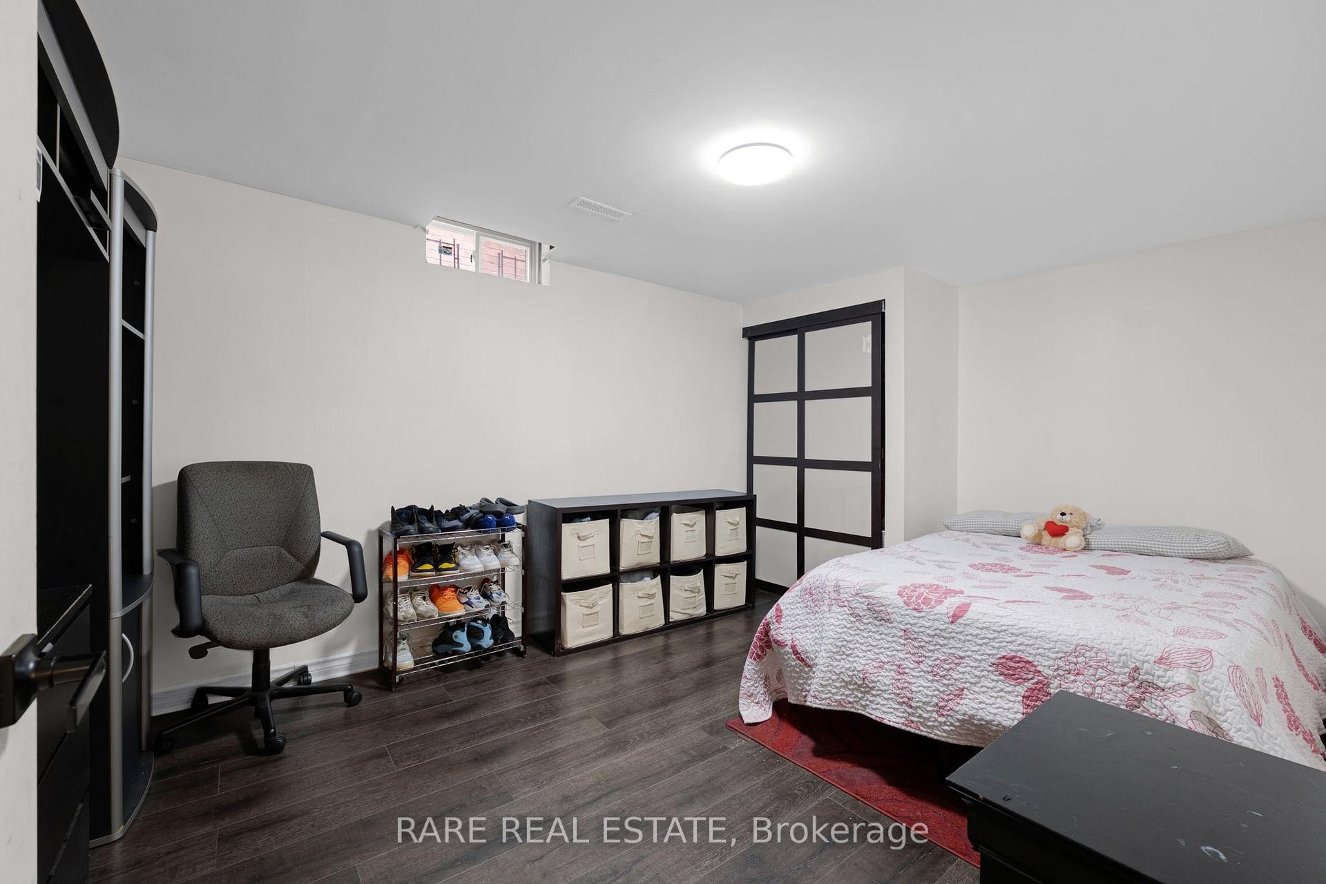 Photo 18 of 45 Sandmere Avenue, Brampton, Heart Lake West — HOMEH
