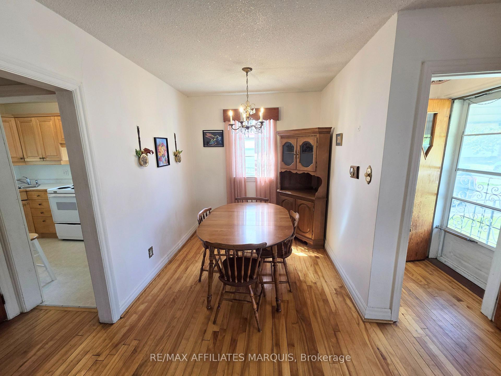 Photo 7 of 41 Elgin Street W, Smiths Falls, Smiths Falls — HOMEH