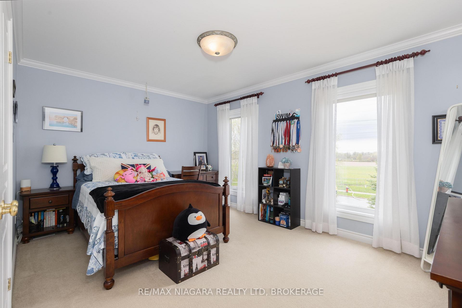 Photo 27 of 8056 Cathedral Drive, Niagara Falls, Mt. Carmel — HOMEH