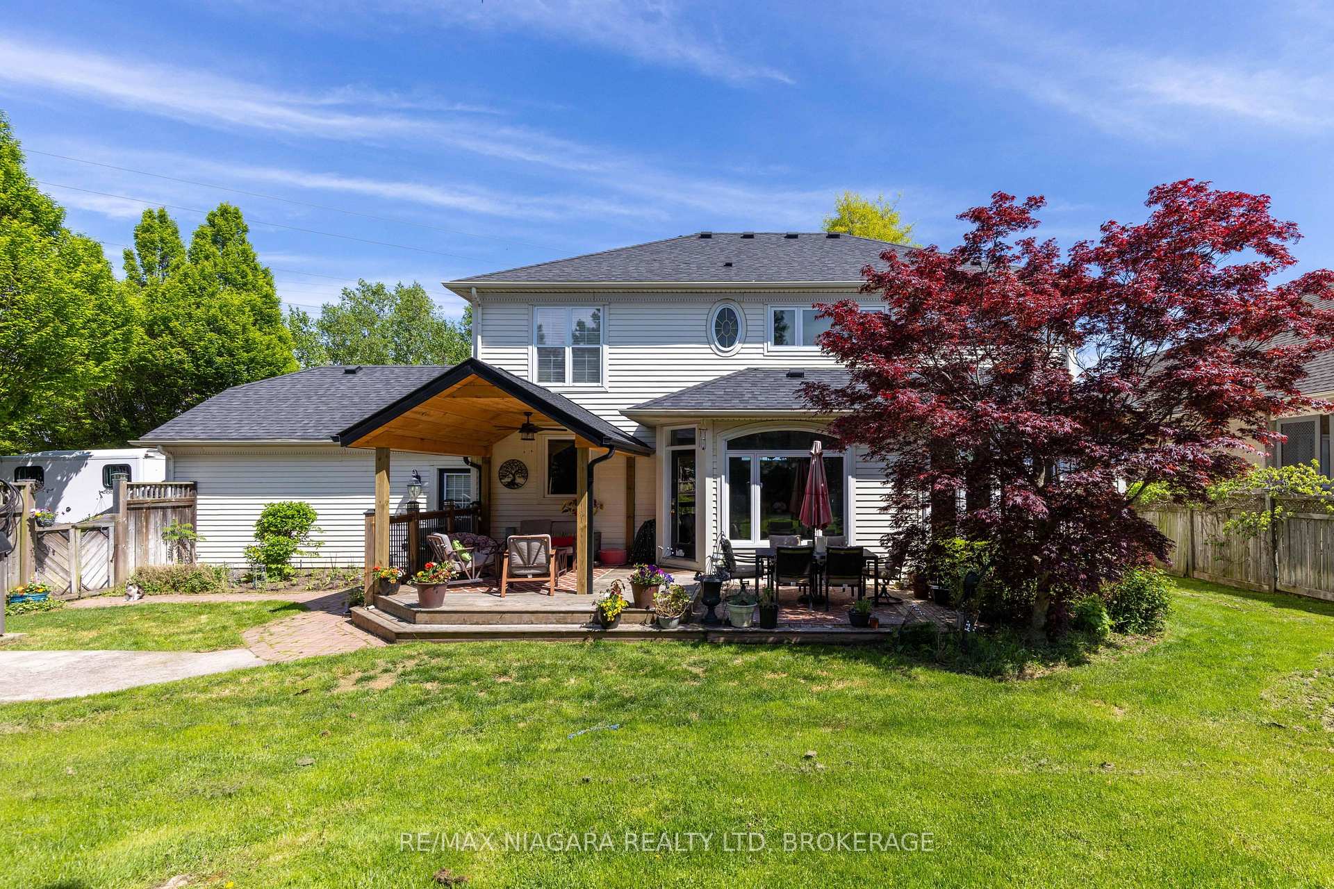 Photo 32 of 8056 Cathedral Drive, Niagara Falls, Mt. Carmel — HOMEH