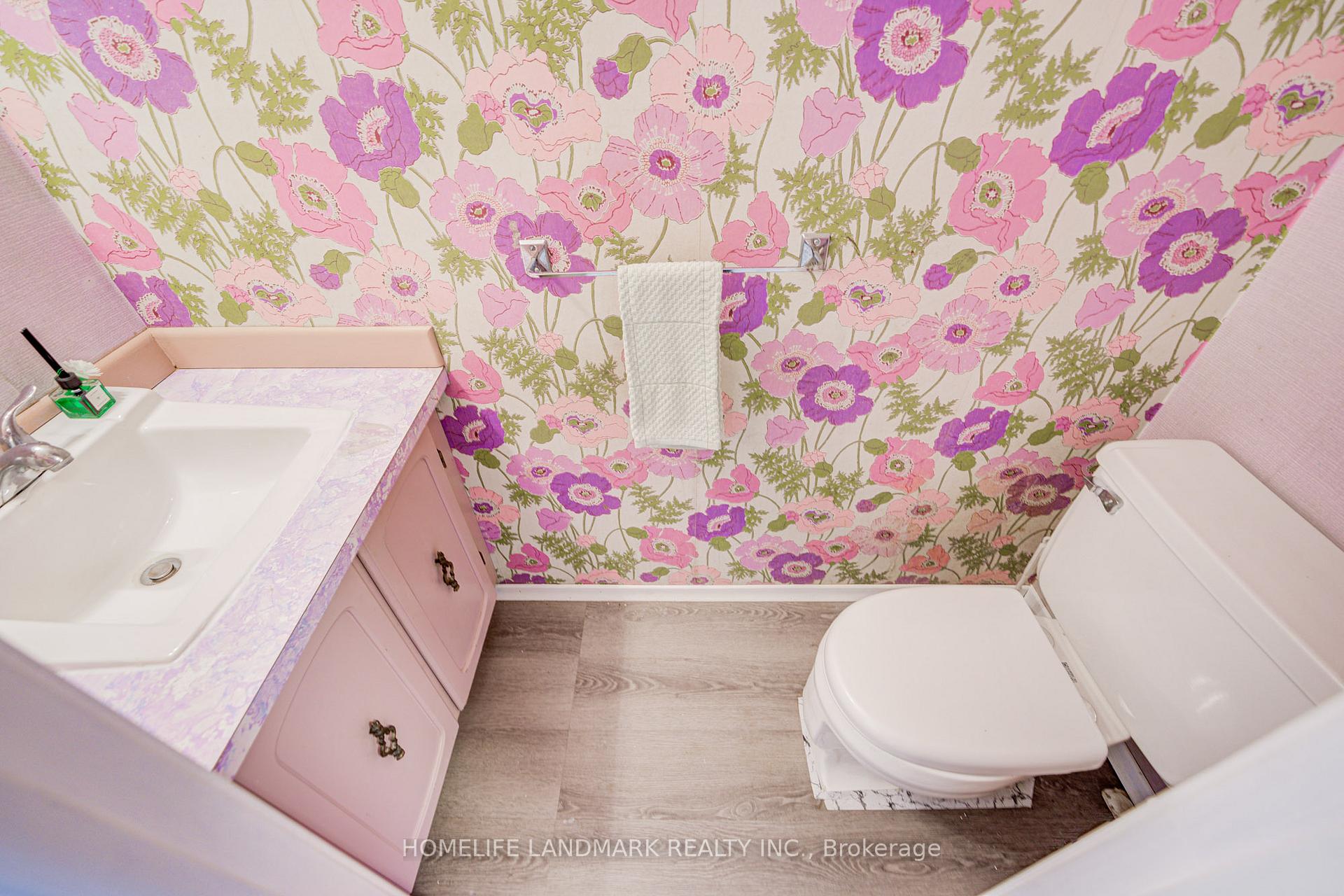 Photo 9 of 3025 Bridletowne Circle, Scarborough, L'Amoreaux — HOMEH