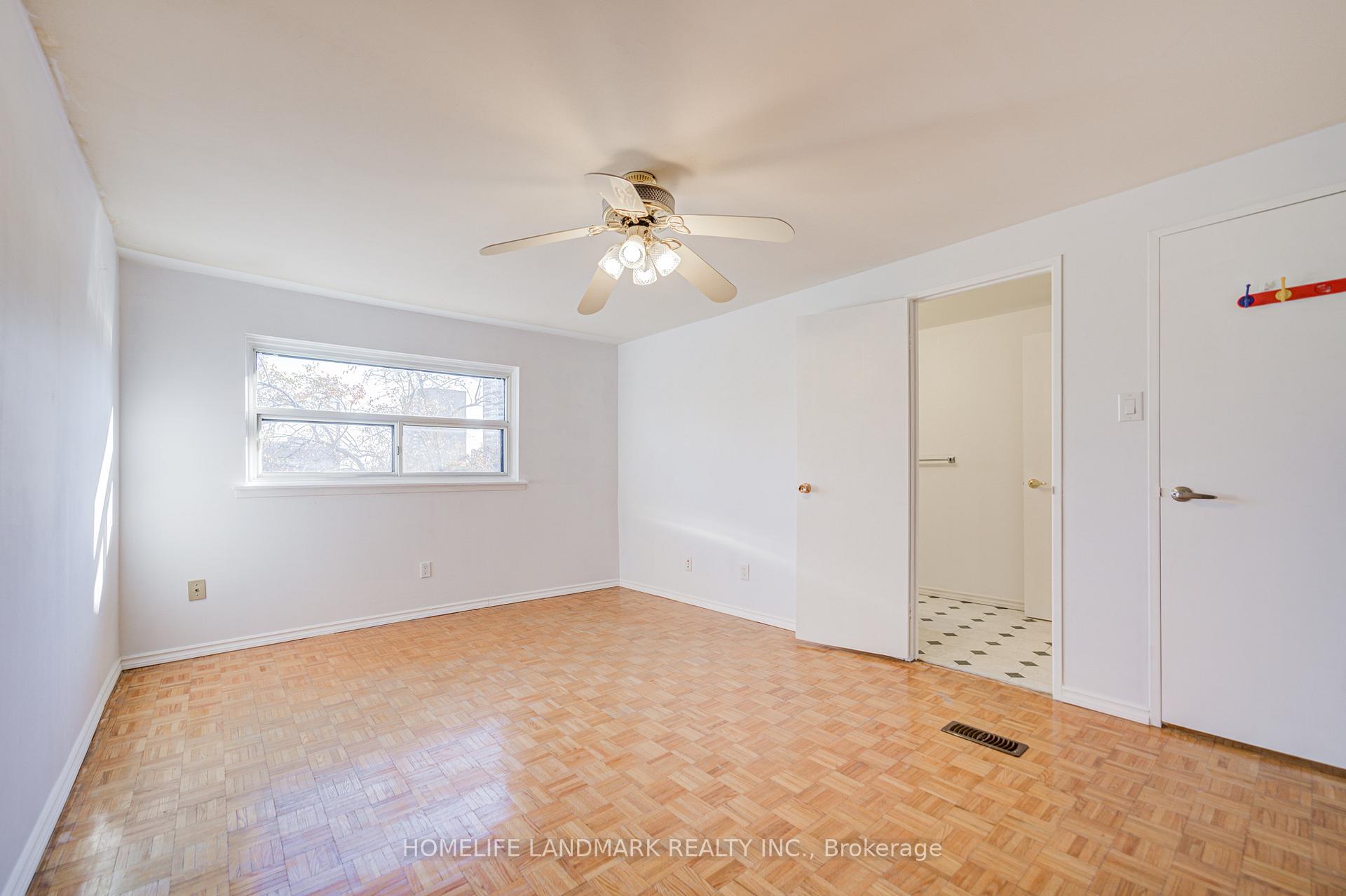 Photo 24 of 3025 Bridletowne Circle, Scarborough, L'Amoreaux — HOMEH